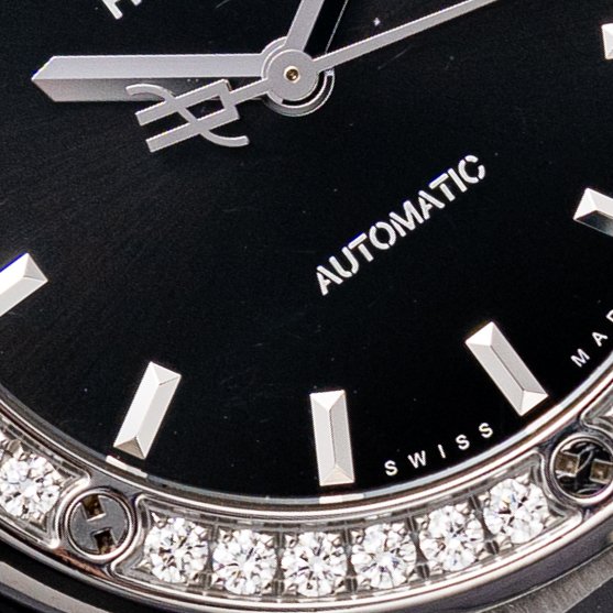 Hublot Classic Fusion Black Titanium Diamonds 38mm (6)