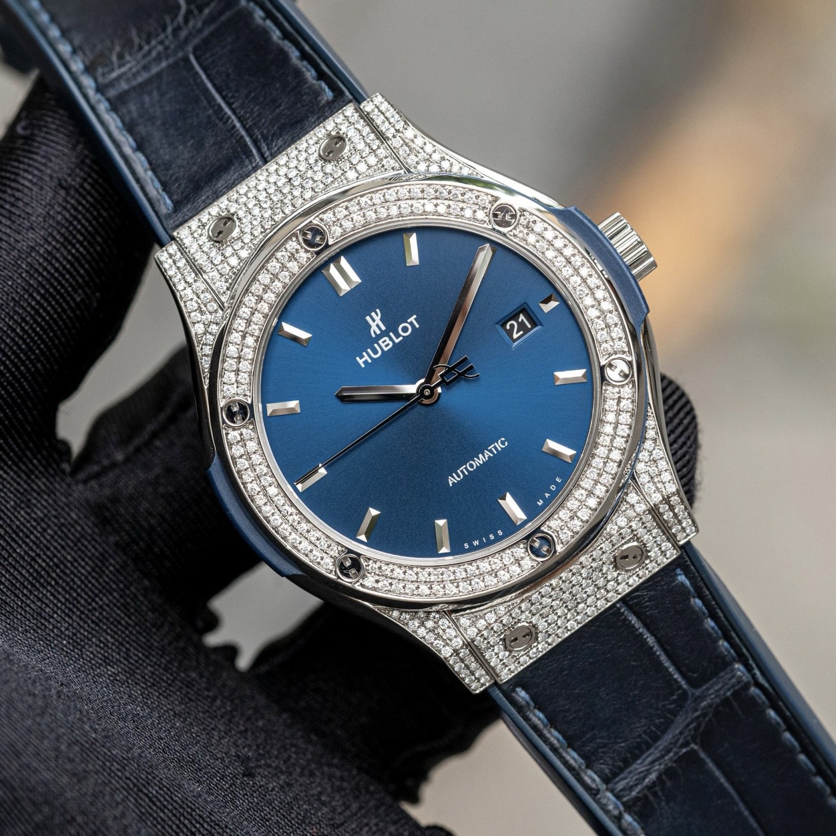 Hublot Classic Fusion Blue Titanium Pave Diamond Fullbox (3)
