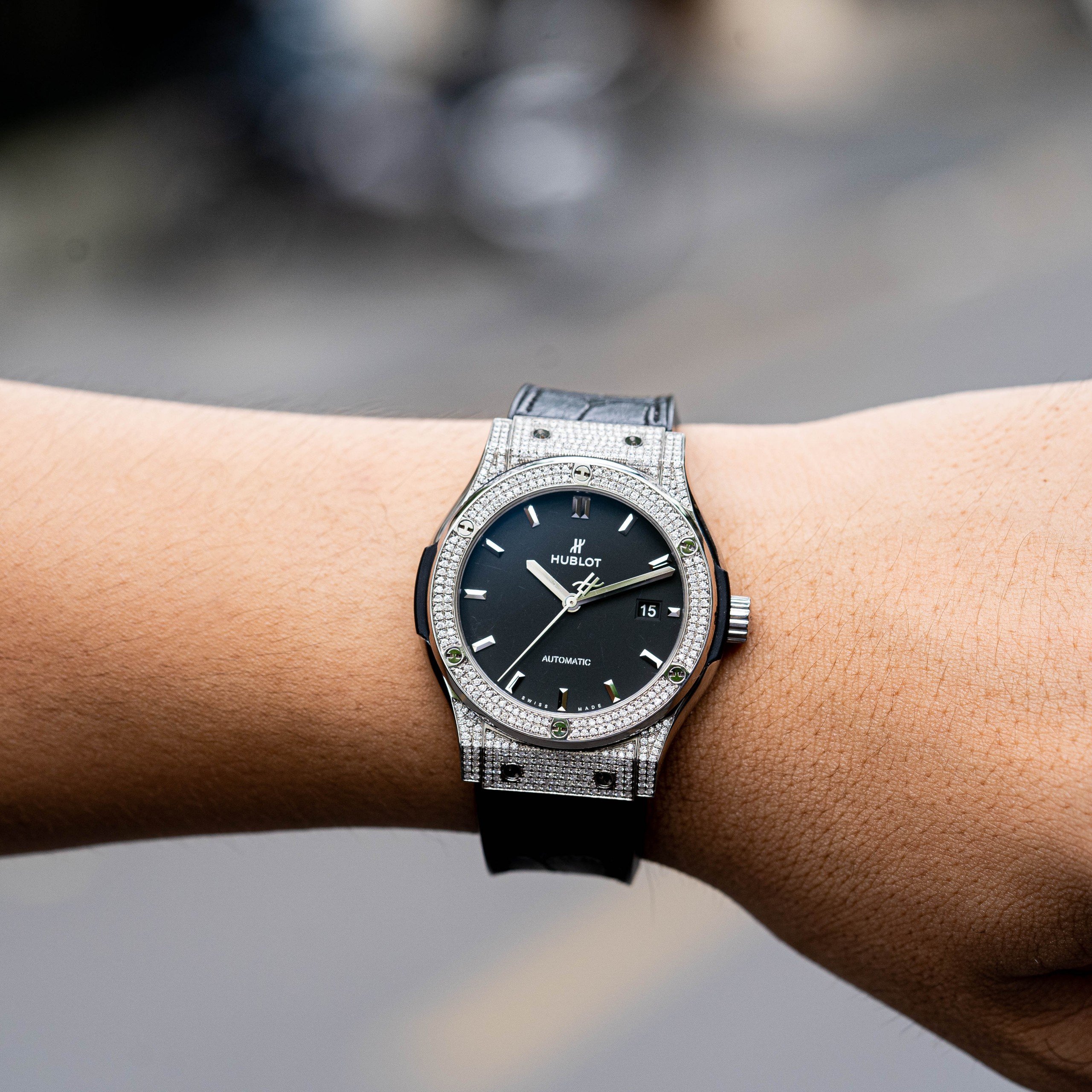 Hublot Classic Fusion Full Pave Diamond 42mm (1)