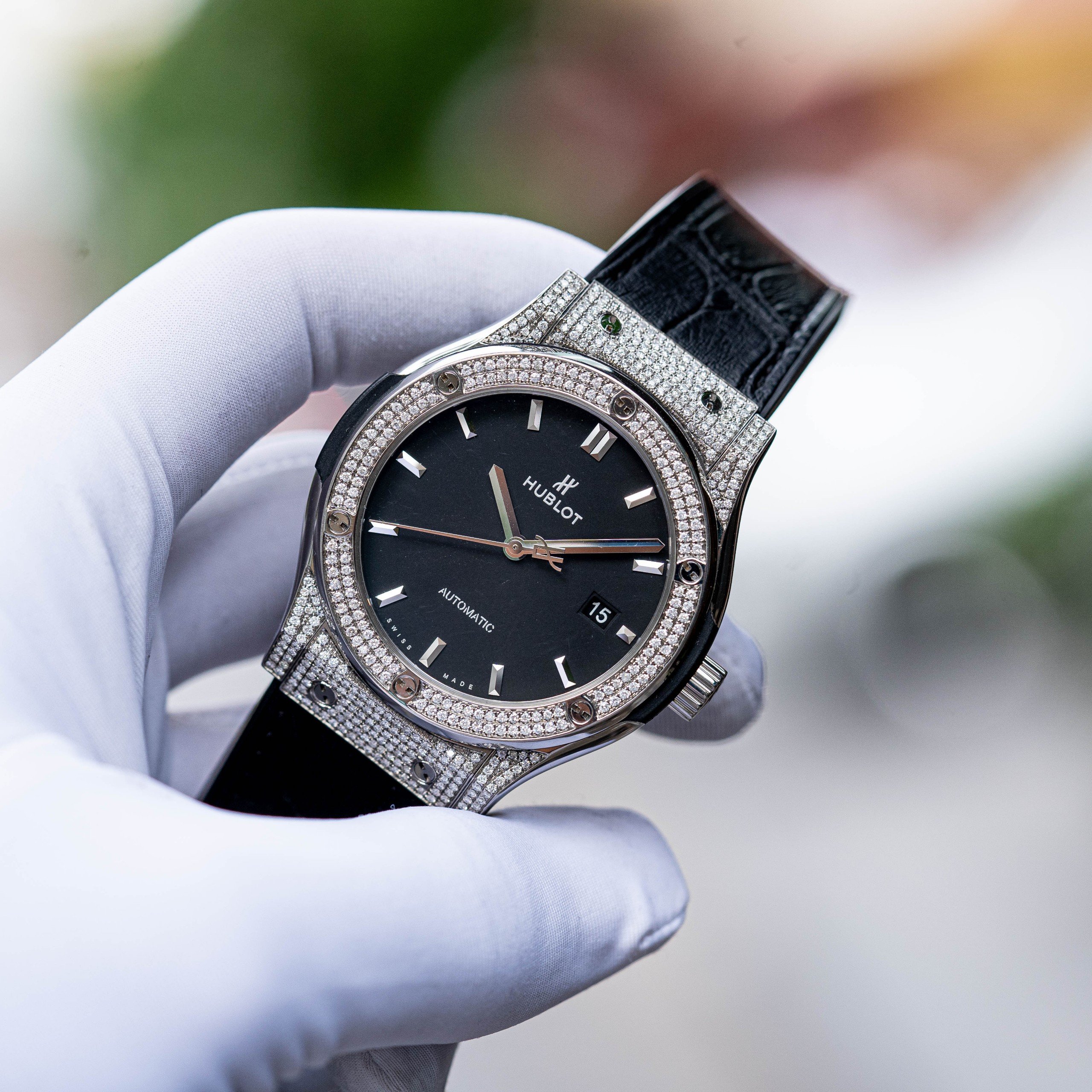 Hublot Classic Fusion Full Pave Diamond 42mm (13)