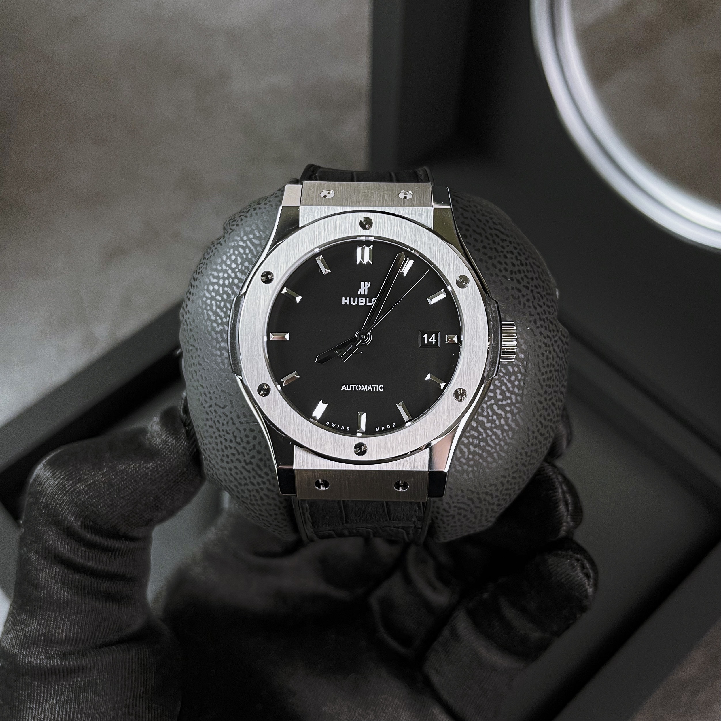 Hublot classic fusion 42mm Black Dial (1)