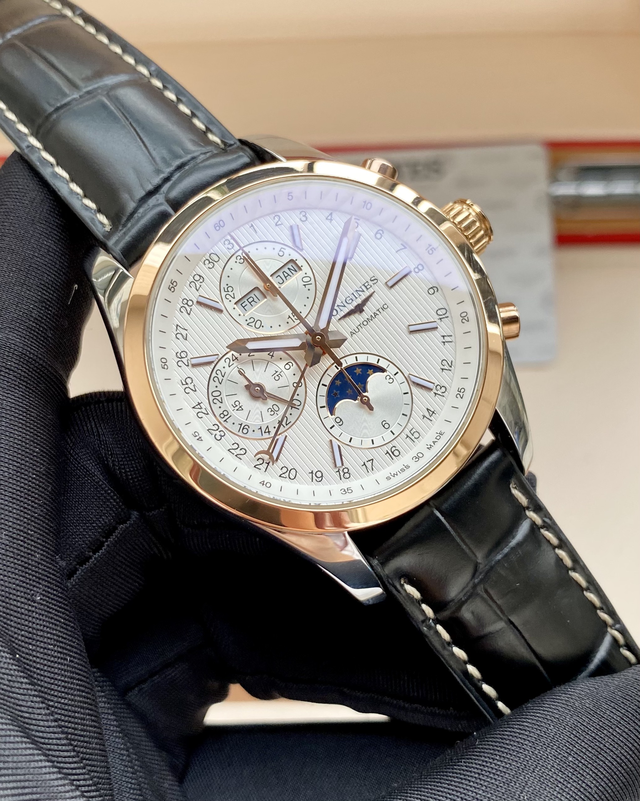 Longines Conquest Moonphase Chronograph Demi 18K L2.798.5.72.3 (5)