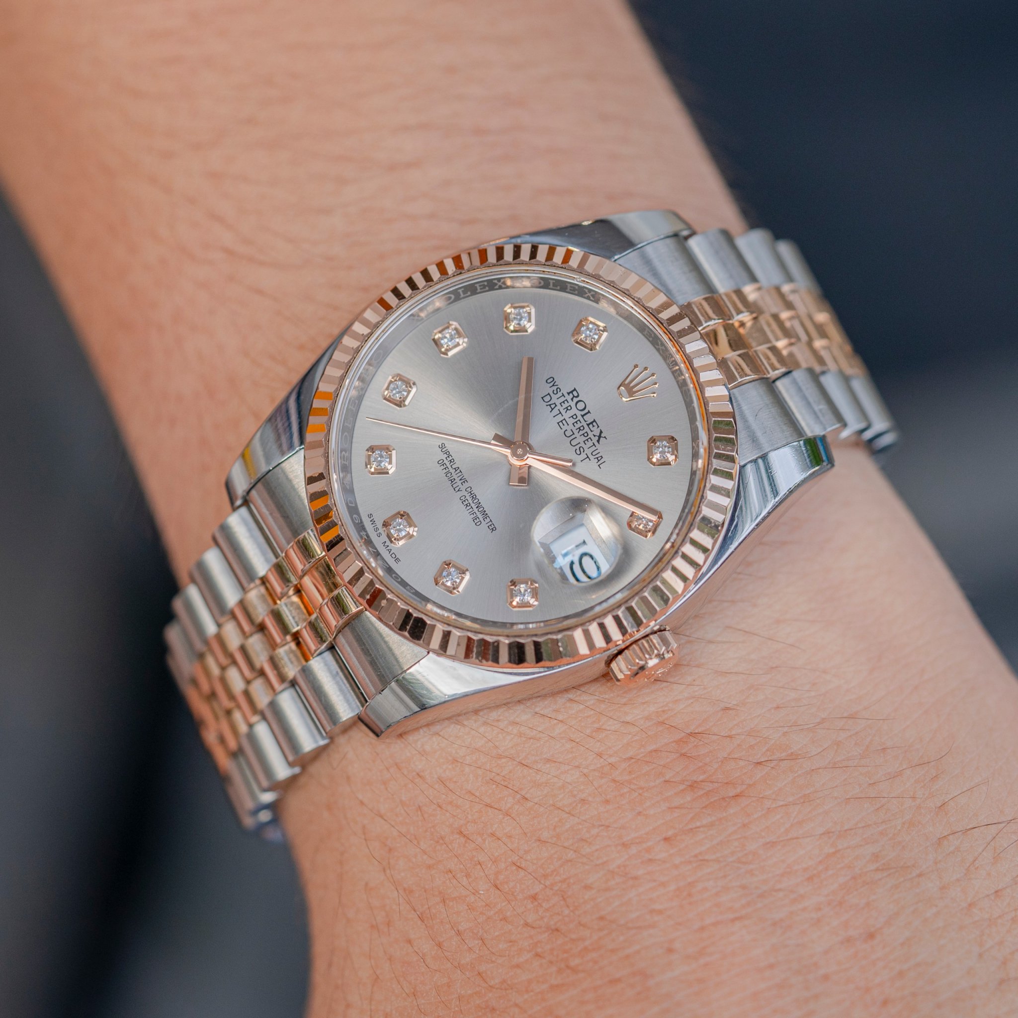 Rolex Datejust 116231 Demi Hồng Mặt Tia Xám Cọc Kim (6)