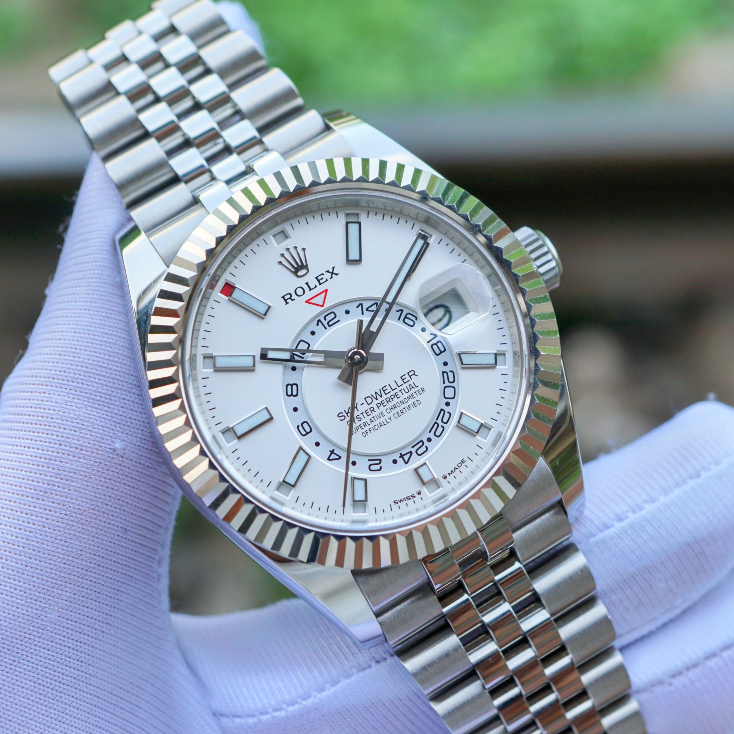 Rolex Sky-Dweller (4) Rolex Sky-Dweller