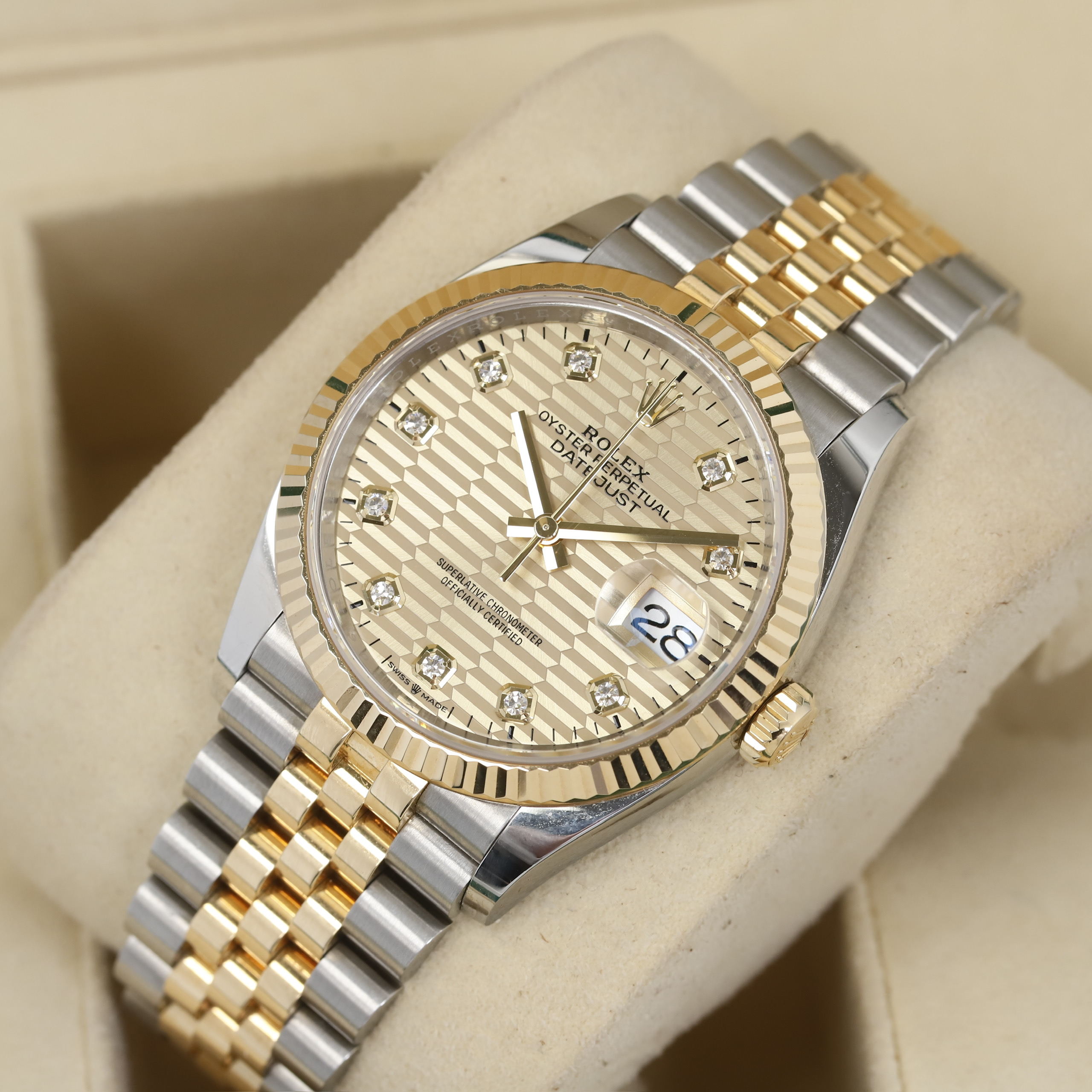 Rolex Datejust 126233-0045 Golden Fluted Rolex Datejust 126233-0045 Golden Fluted