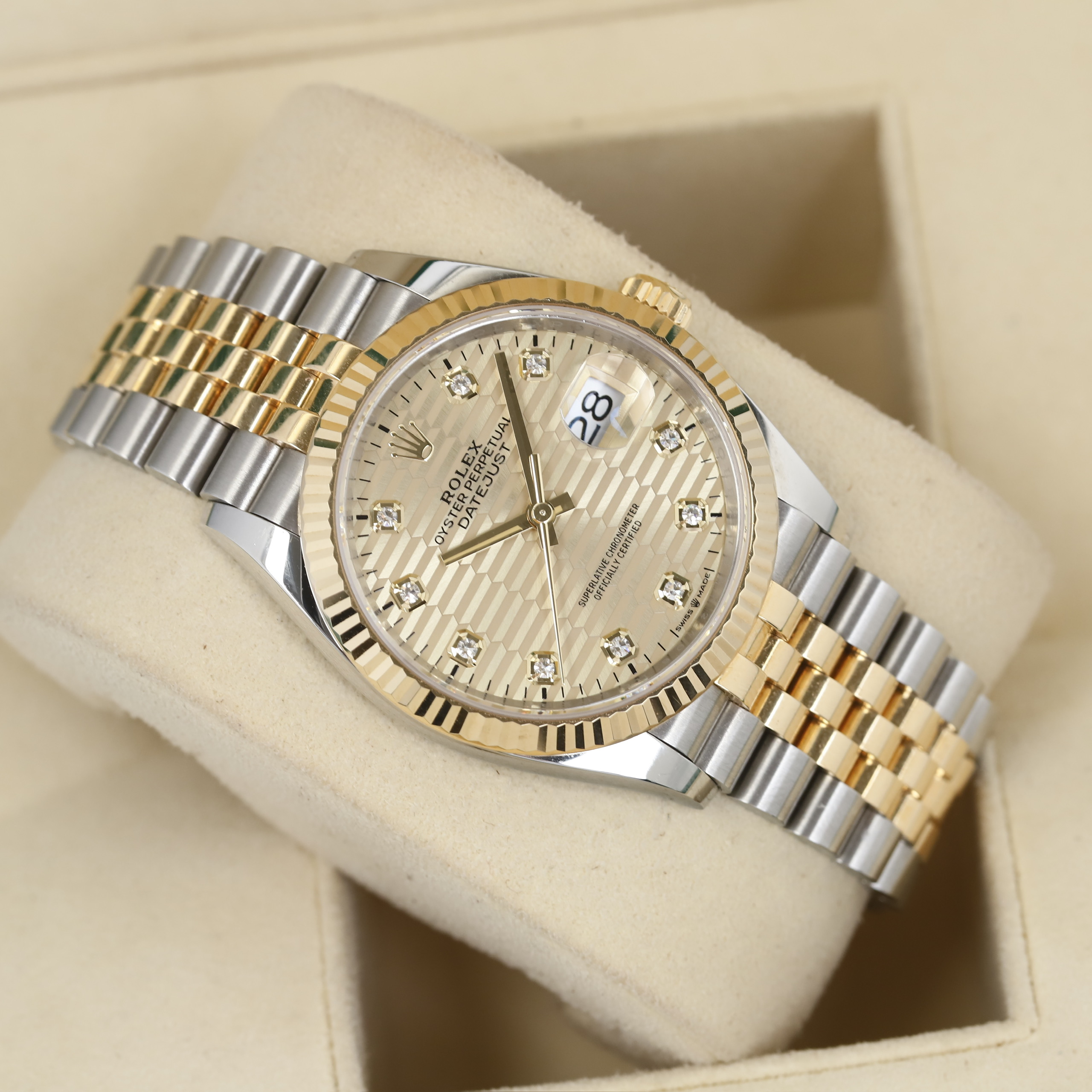 Rolex Datejust 126233-0045 Golden Fluted Rolex Datejust 126233-0045 Golden Fluted
