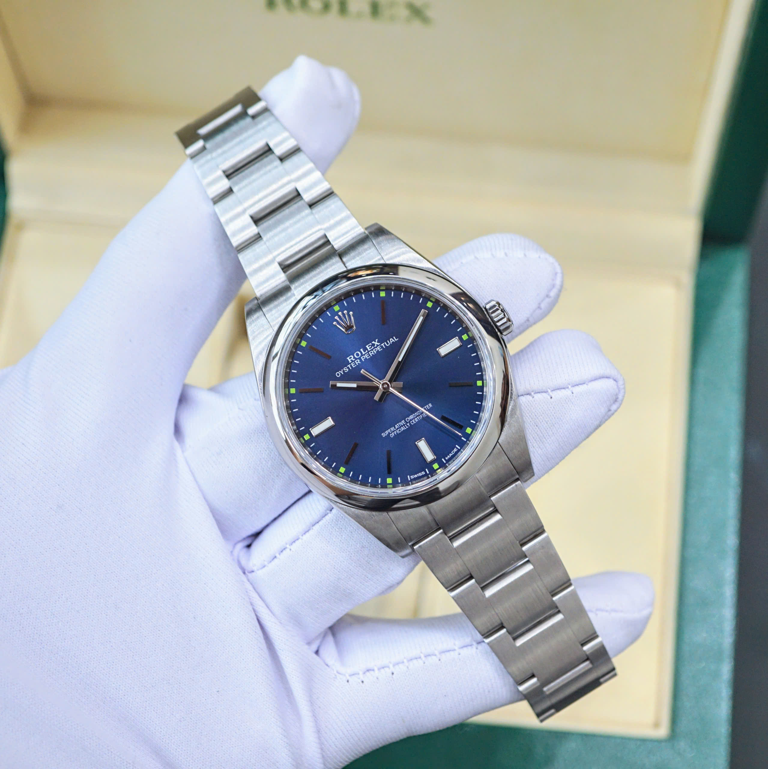 Rolex Oyster Perpetual 39mm 114300 Rolex Oyster Perpetual 39mm 114300