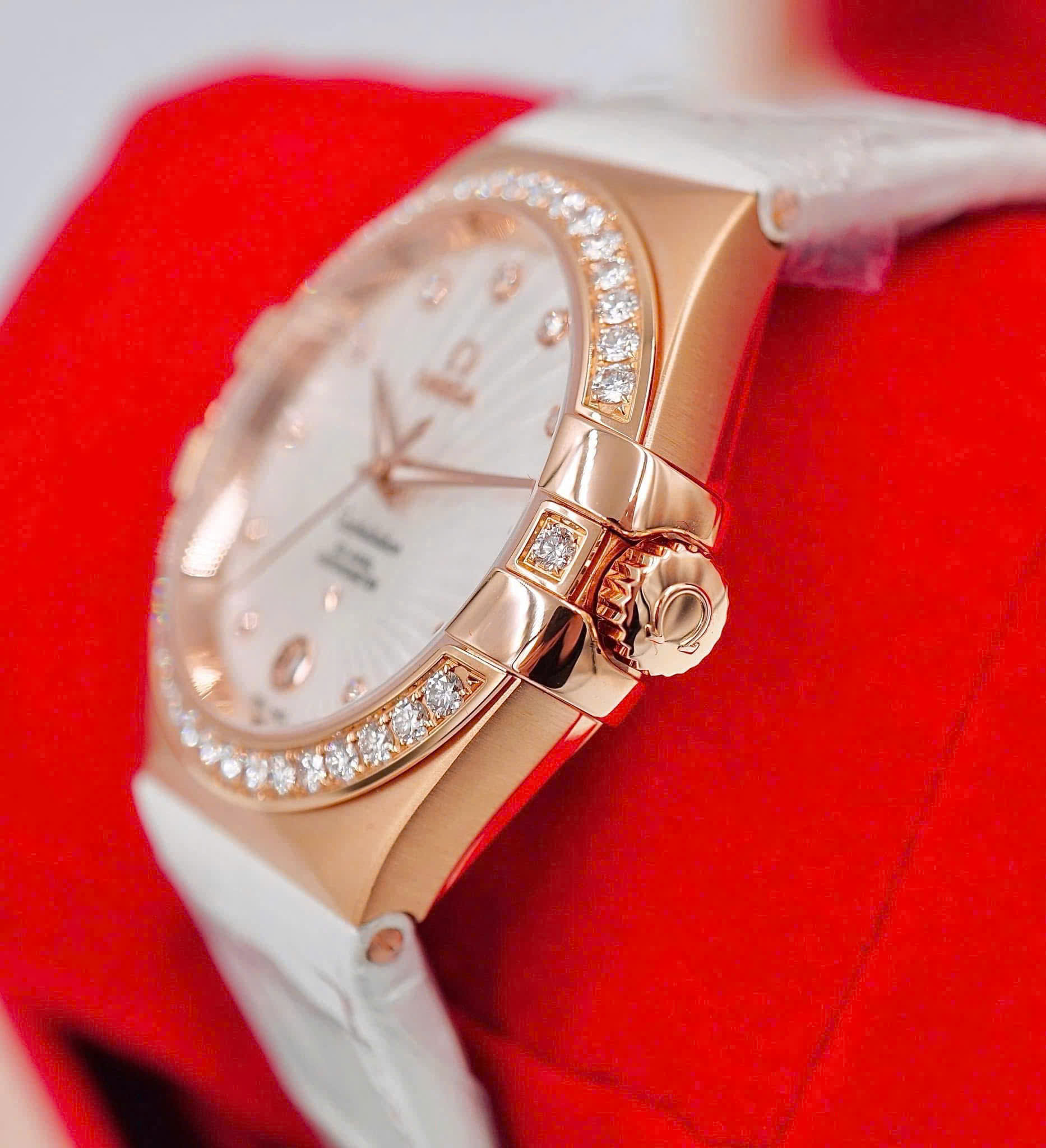 Omega Constellation Lady Diamond 18k 123.58.35.20.55.003 Omega Constellation Lady Diamond 18k 123.58.35.20.55.003