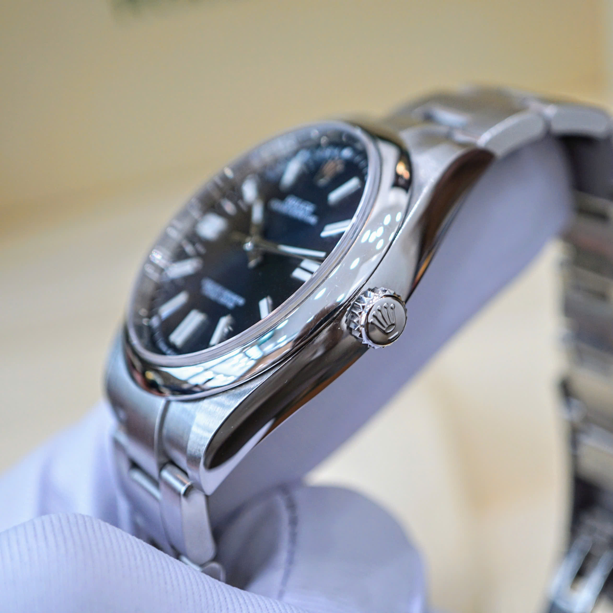 Rolex Oyster Perpetual 41mm 124300 Rolex Oyster Perpetual 41mm 124300