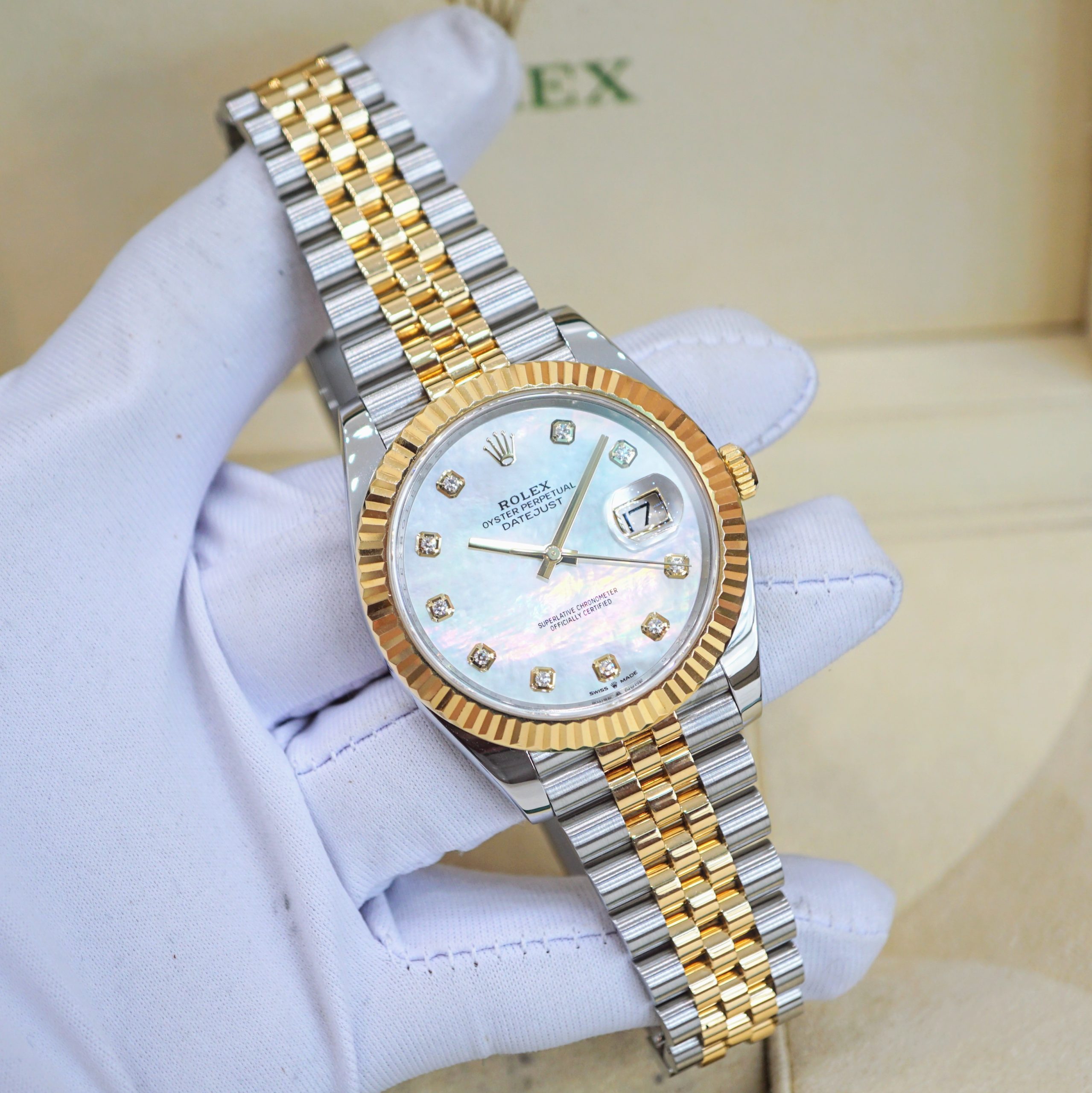 Rolex Datejust 126333 MOP Rolex Datejust 126333 MOP