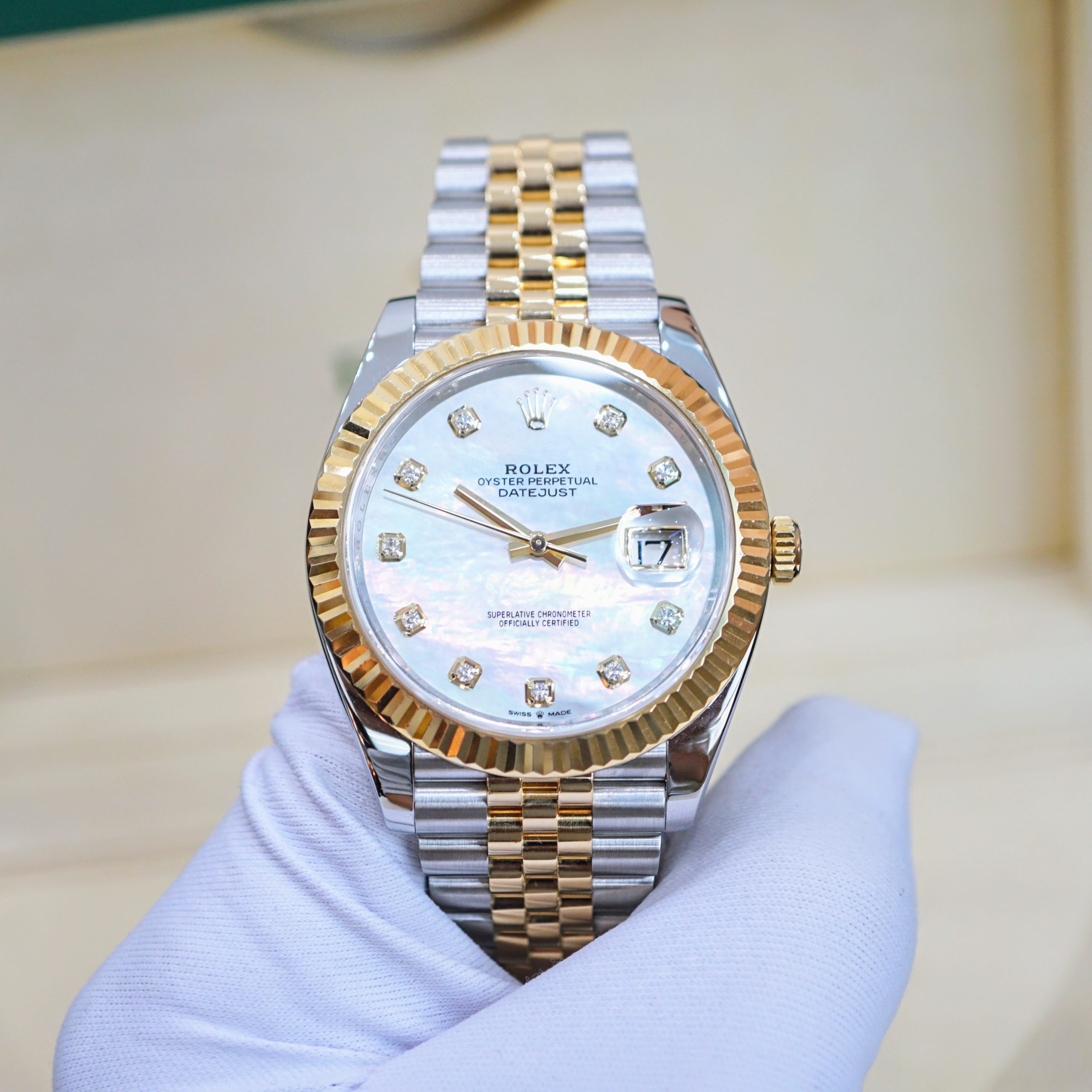 Rolex Datejust 126333 MOP Rolex Datejust 126333 MOP