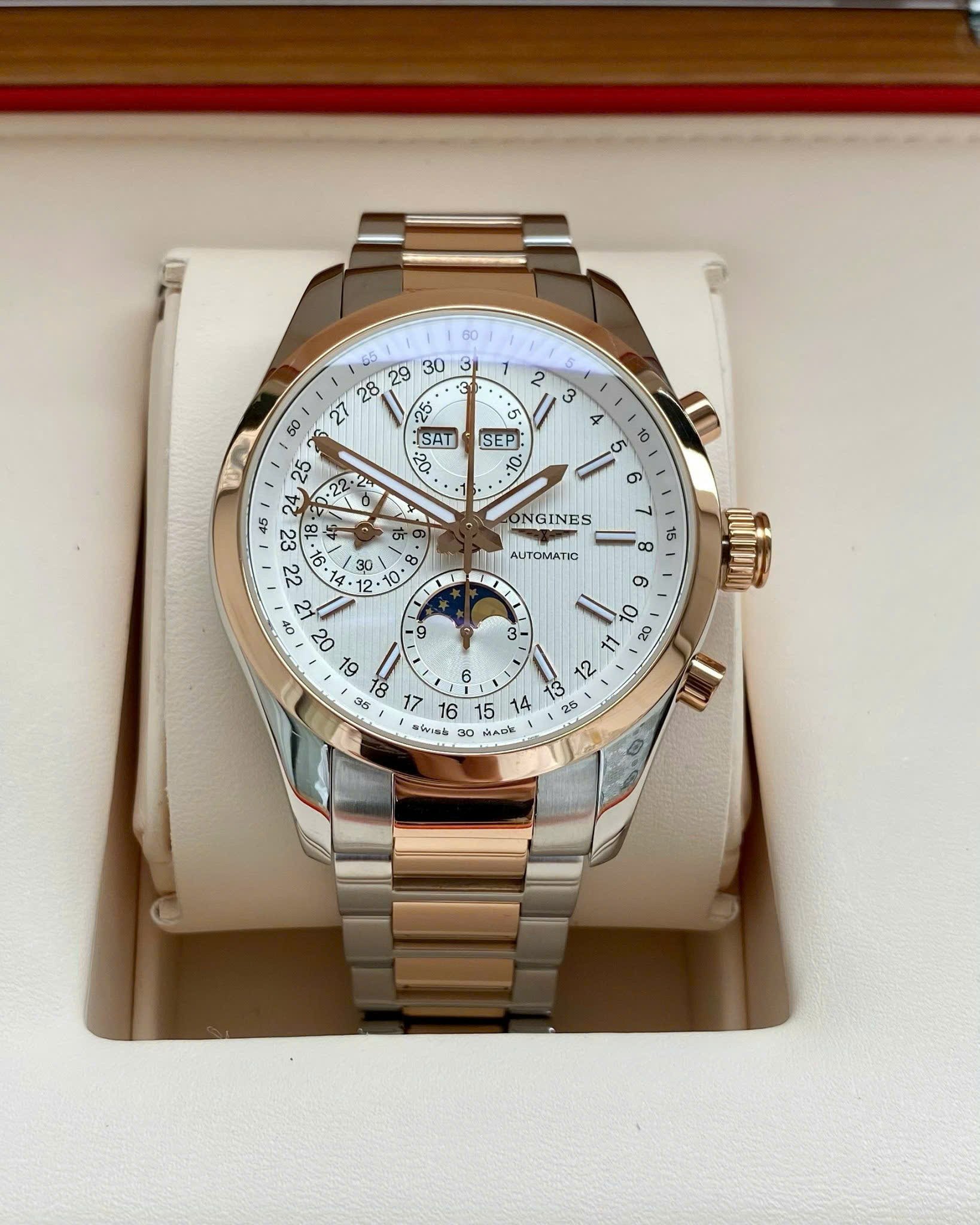 Longines Conquest Chronograph L2.798.5.72.7 Longines Conquest Chronograph L2.798.5.72.7