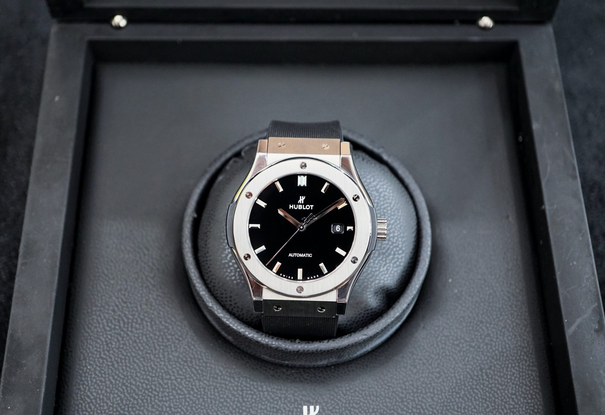 Hublot Classic Fusion Titanium 42mm 542.NX.1270.LR Hublot Classic Fusion Titanium 42mm 542.NX.1270.LR