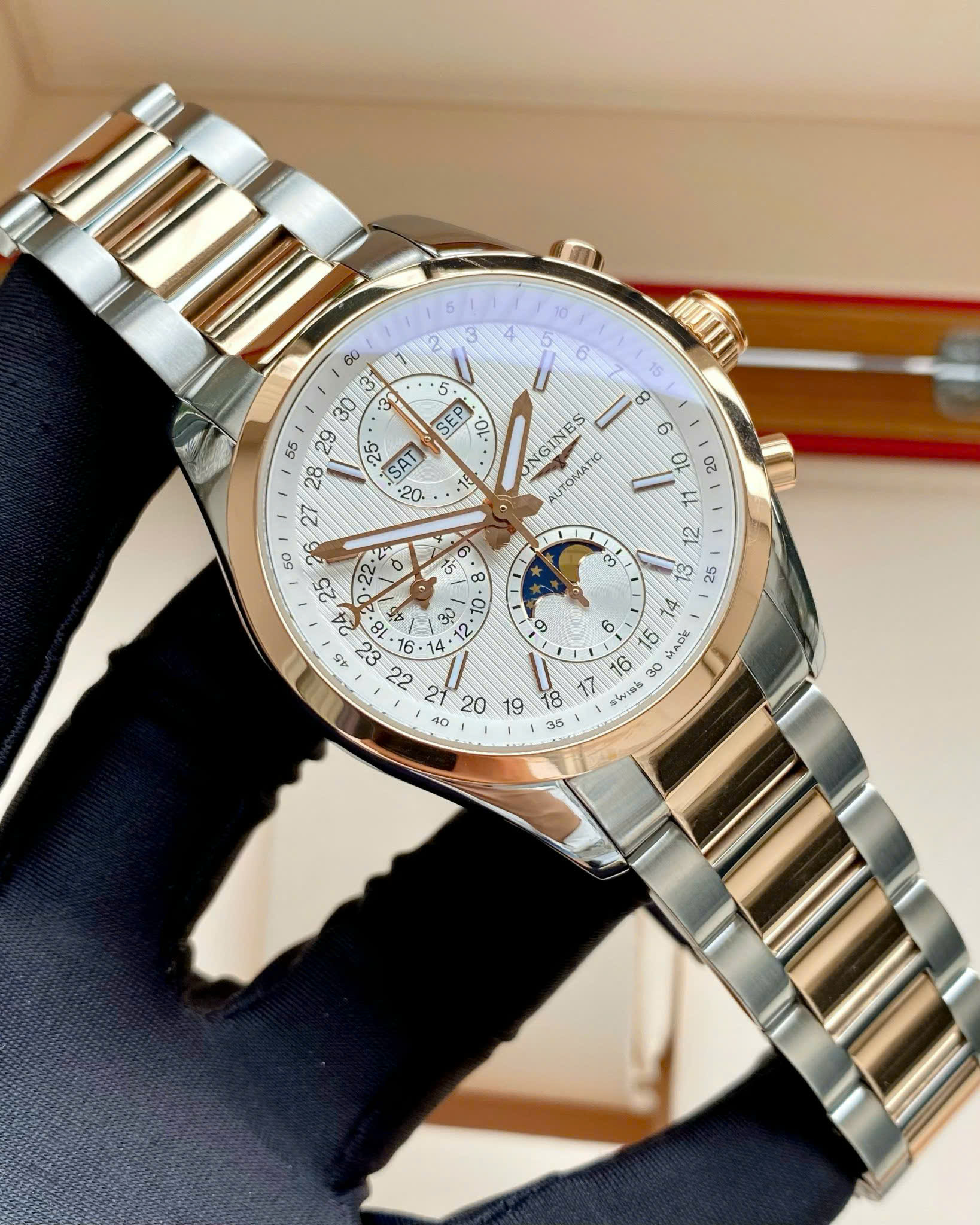 Longines Conquest Chronograph L2.798.5.72.7 Longines Conquest Chronograph L2.798.5.72.7