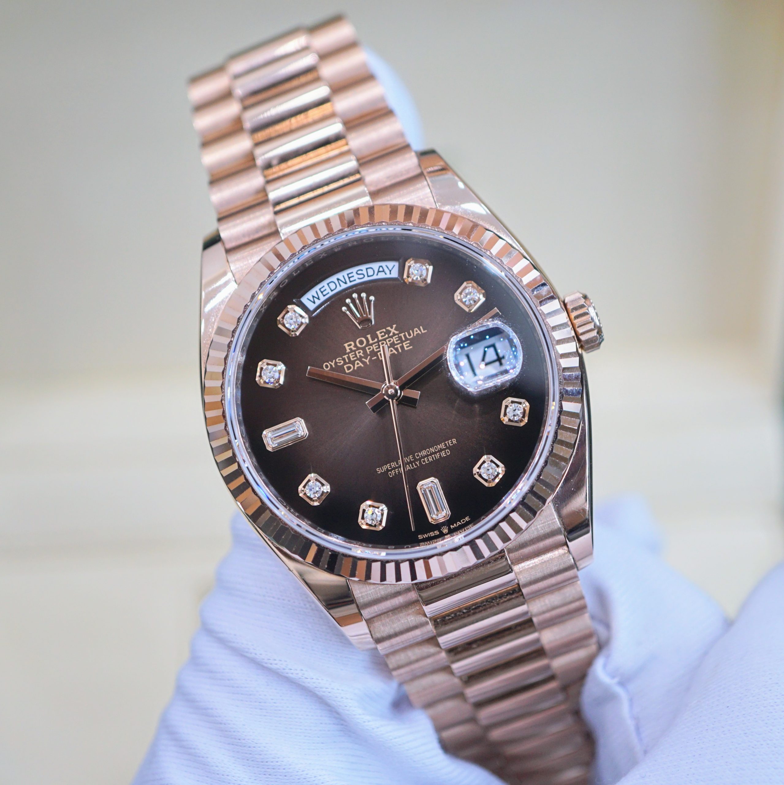 Rolex Day-Date 128235 Mặt Nâu Ombre Rolex Day-Date 128235 Mặt Nâu Ombre