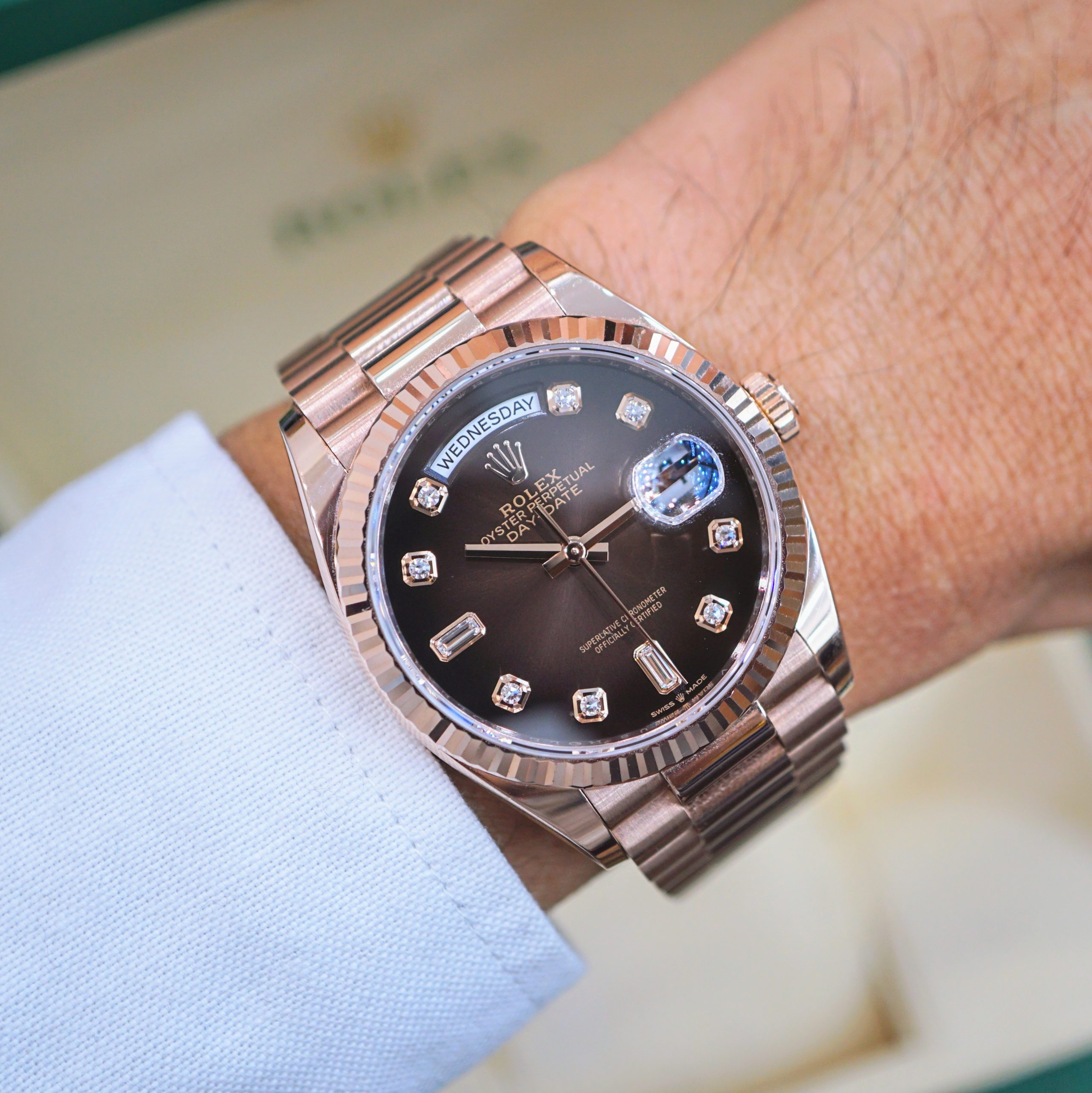 Rolex Day-Date 128235 Mặt Nâu Ombre Rolex Day-Date 128235 Mặt Nâu Ombre
