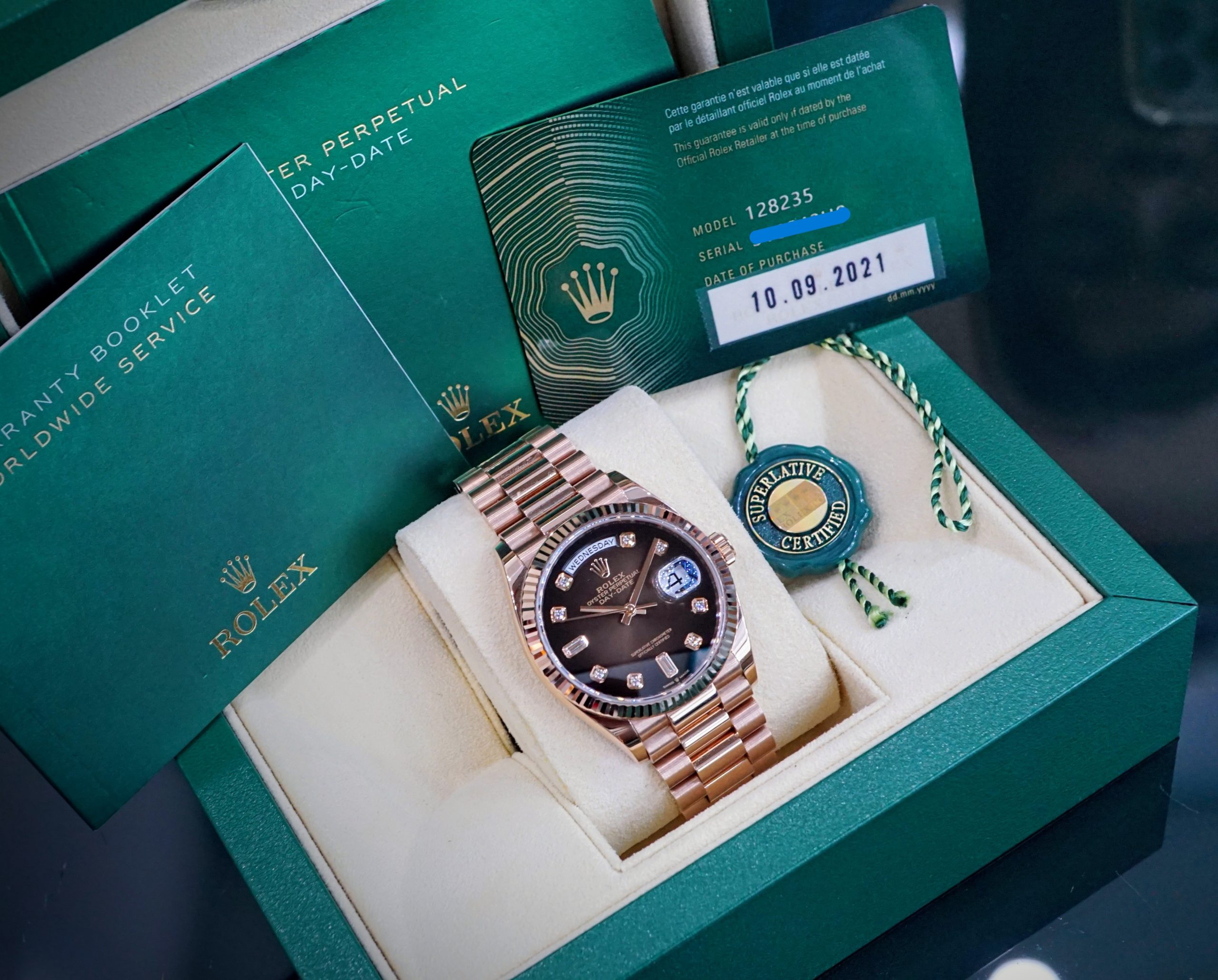 Rolex Day-Date 128235 Mặt Nâu Ombre Rolex Day-Date 128235 Mặt Nâu Ombre