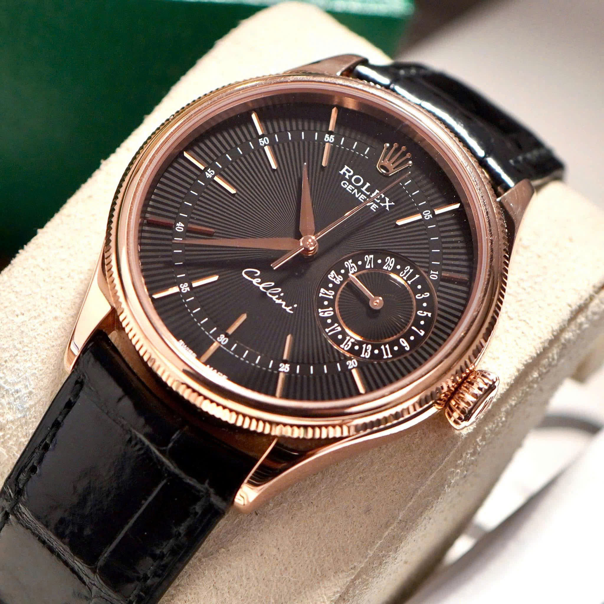 Rolex Cellini Date 39mm 50515 Everose Gold Rolex Cellini Date 39mm 50515 Everose Gold