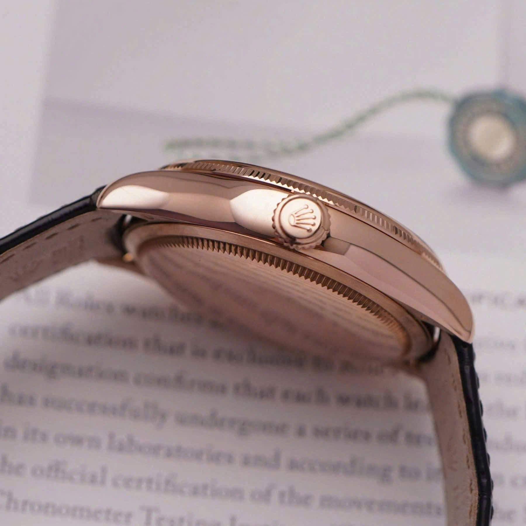 Rolex Cellini Date 39mm 50515 Everose Gold Rolex Cellini Date 39mm 50515 Everose Gold