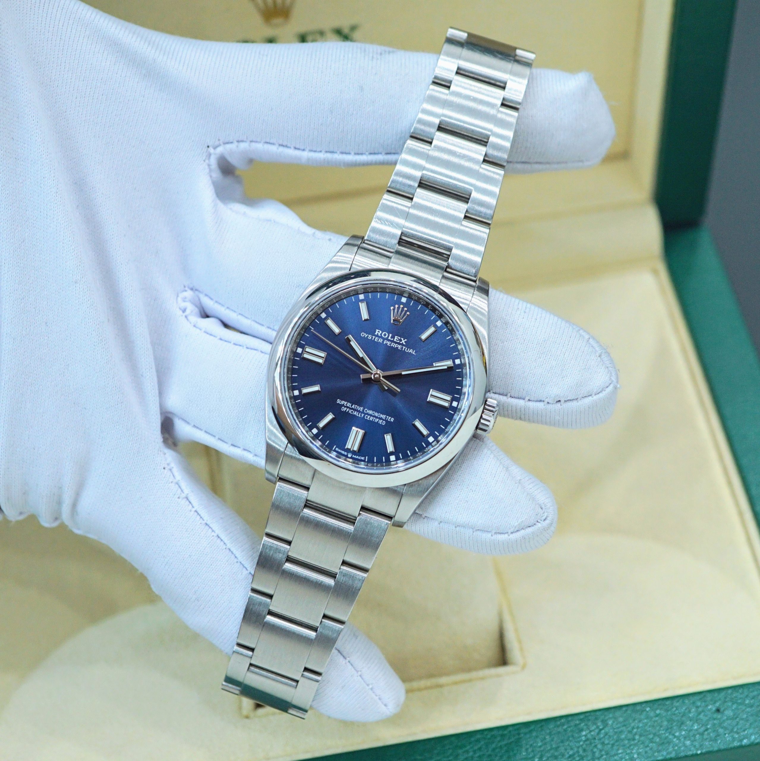 Rolex Oyster Perpetual 126000 Rolex Oyster Perpetual 126000