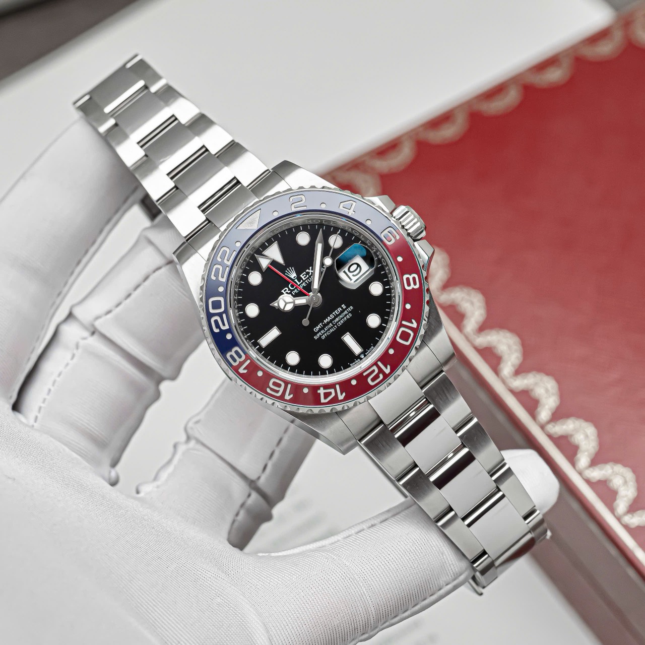 Rolex GMT Master II Pepsi 126710BLRO Rolex GMT Master II Pepsi 126710BLRO