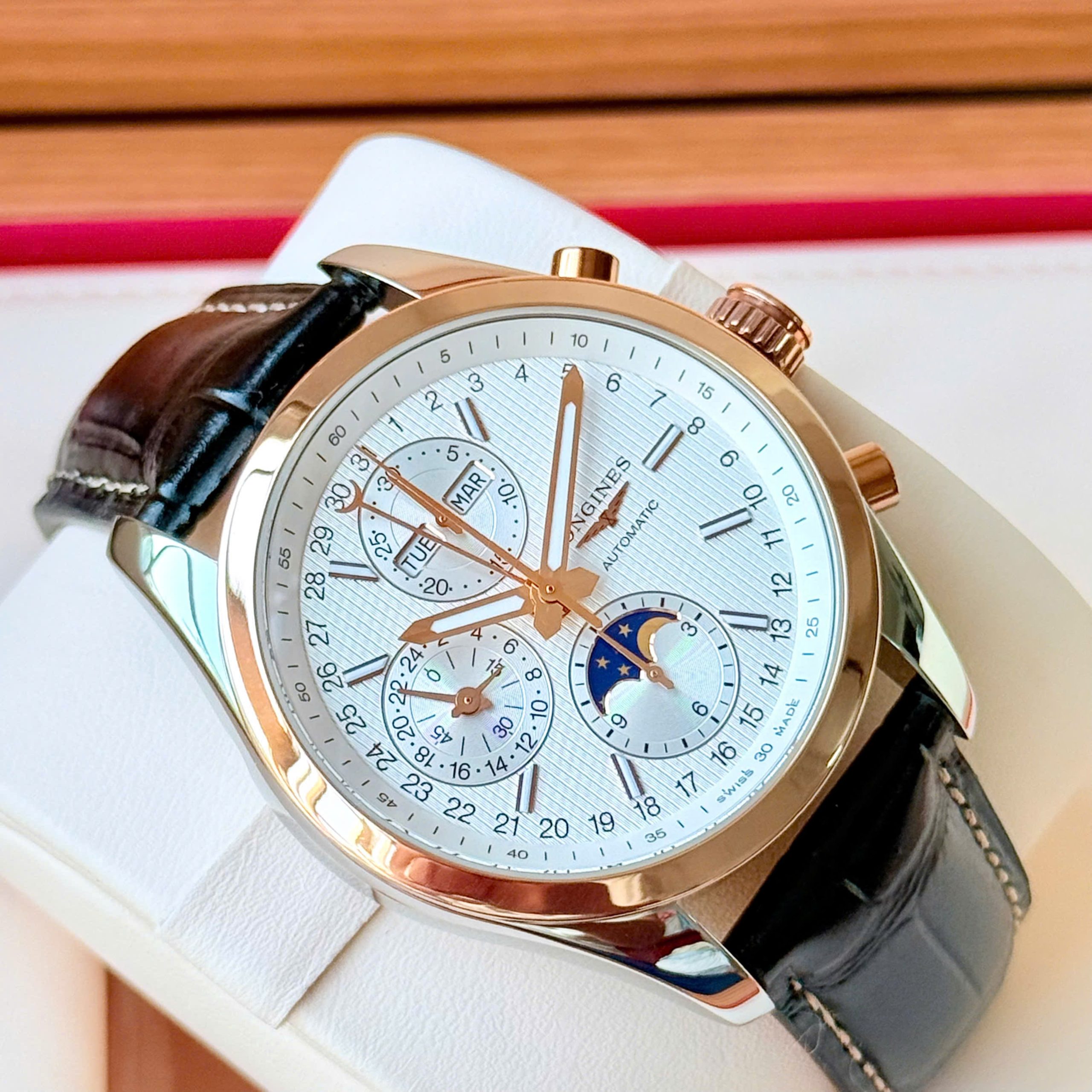 Longines Conquest Chronograph Moonphase L2.798.5.72.3 Longines Conquest Chronograph Moonphase L2.798.5.72.3