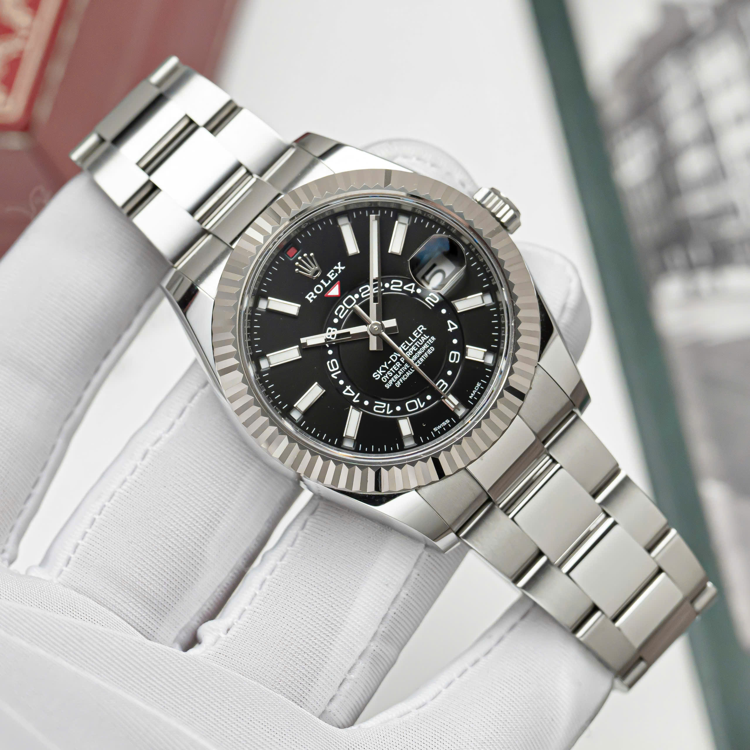 Rolex Sky-Dweller Bright Black 326934 Rolex Sky-Dweller Bright Black 326934