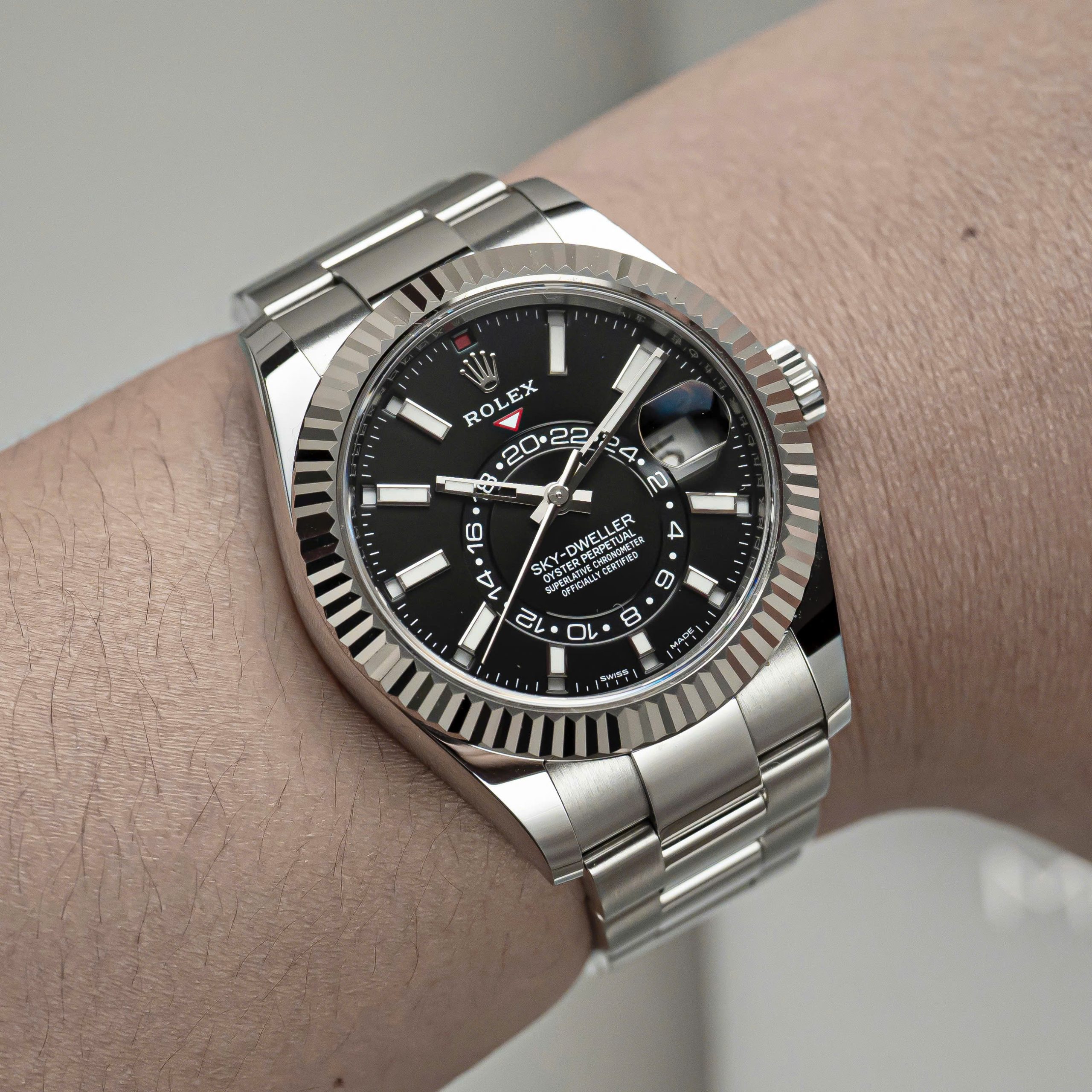Rolex Sky-Dweller Bright Black 326934 Rolex Sky-Dweller Bright Black 326934