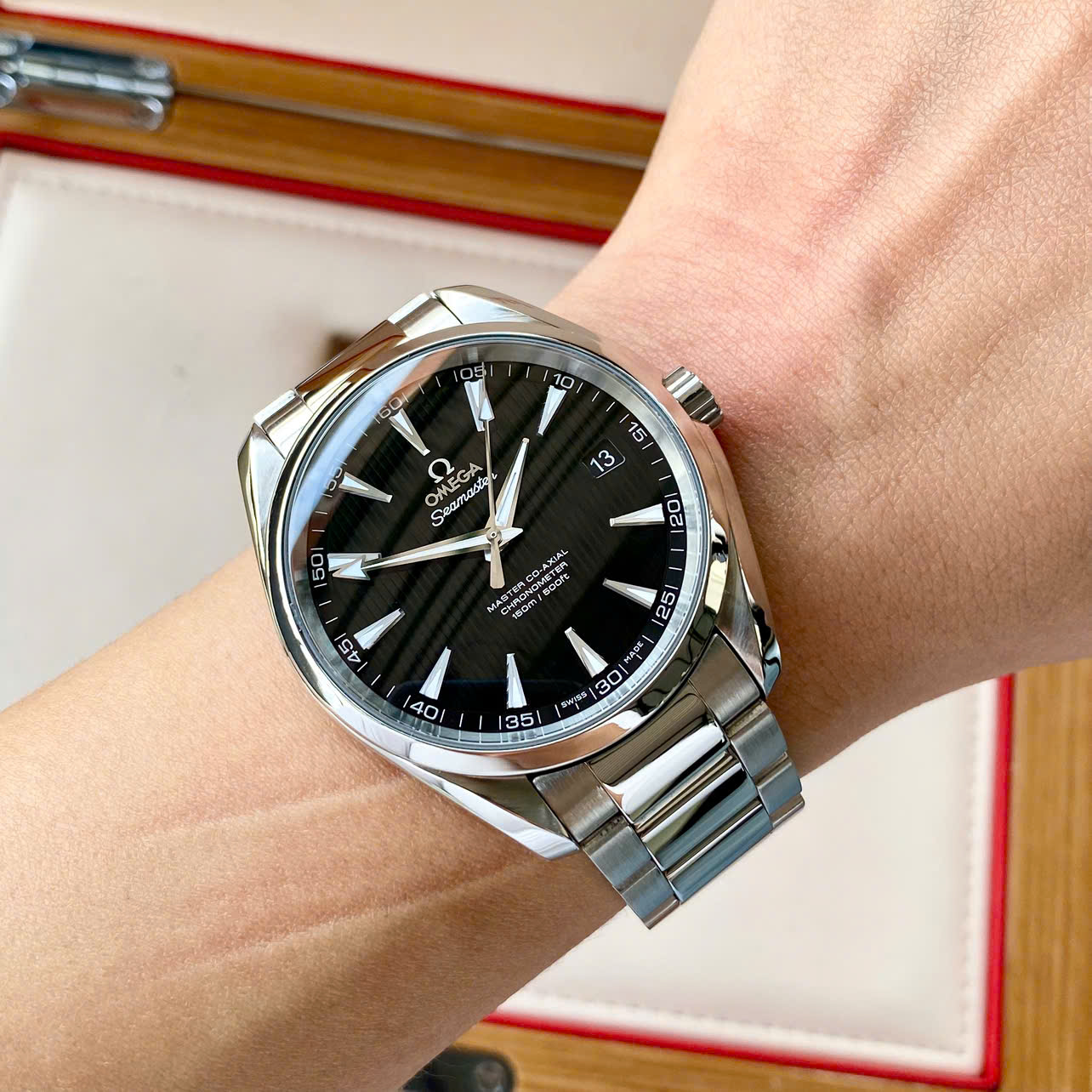 Omega Aqua Terra Master Co-Axial Black 231.10.42.21.01.003 Omega Aqua Terra Master Co-Axial Black 231.10.42.21.01.003