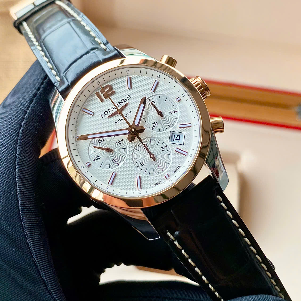 Longines Conquest Chronograph L2.786.5.76.5 Cũ Longines Conquest Chronograph L2.786.5.76.5 Cũ