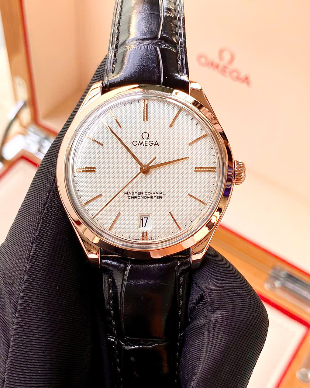 Đồng hồ Omega DeVille Trésor 432.53.40.21.02.002 Cũ Đồng hồ Omega DeVille Trésor 432.53.40.21.02.002 Cũ