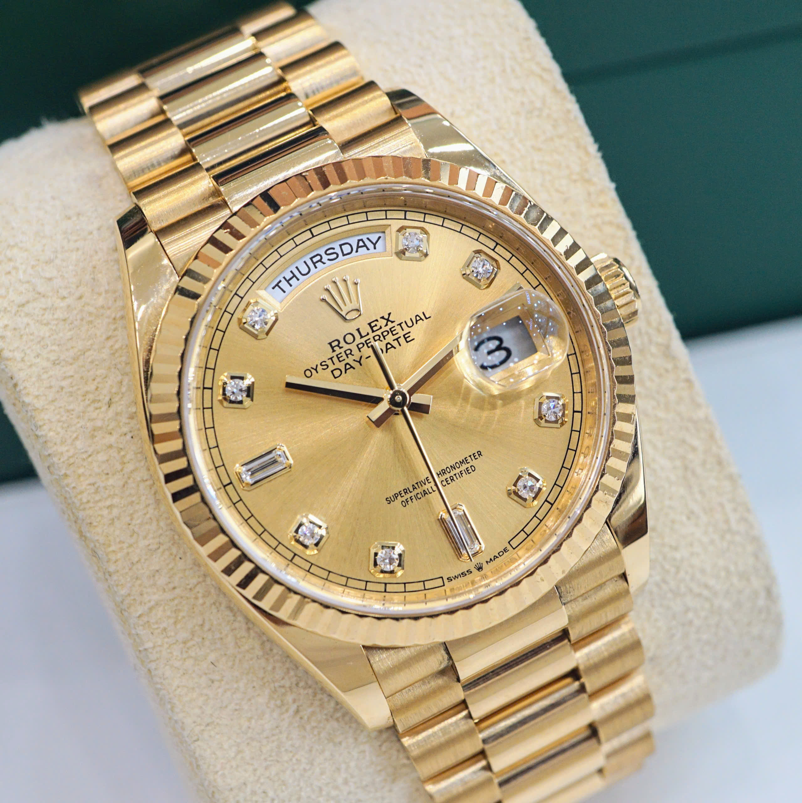 Đồng hồ Rolex Day-Date 128235 Cũ Đồng hồ Rolex Day-Date 128235 Cũ