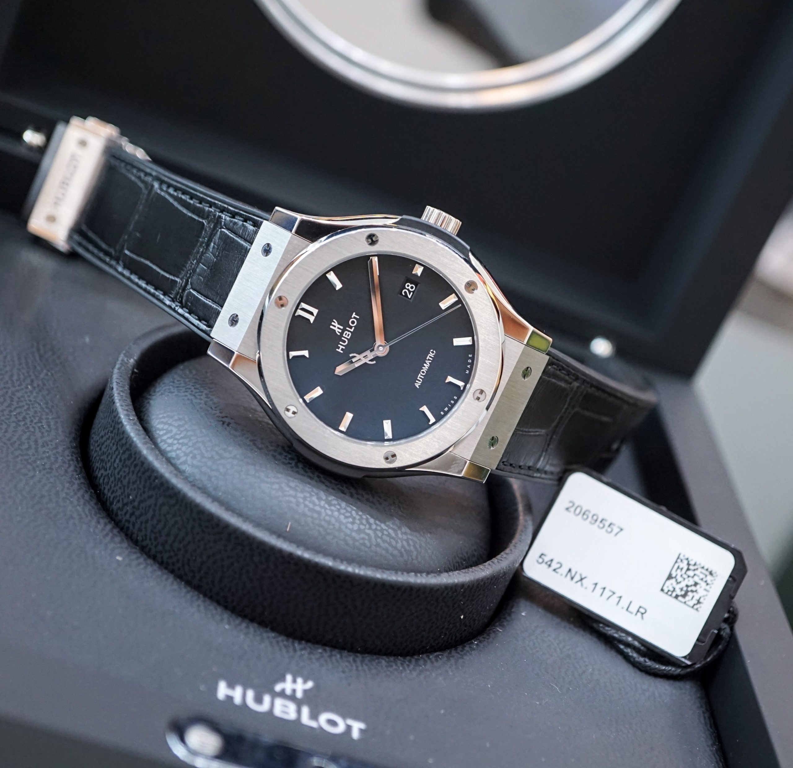 Đồng hồ Hublot Classic Fusion Titanium 542.NX.1171.LR Cũ Đồng hồ Hublot Classic Fusion Titanium 542.NX.1171.LR Cũ