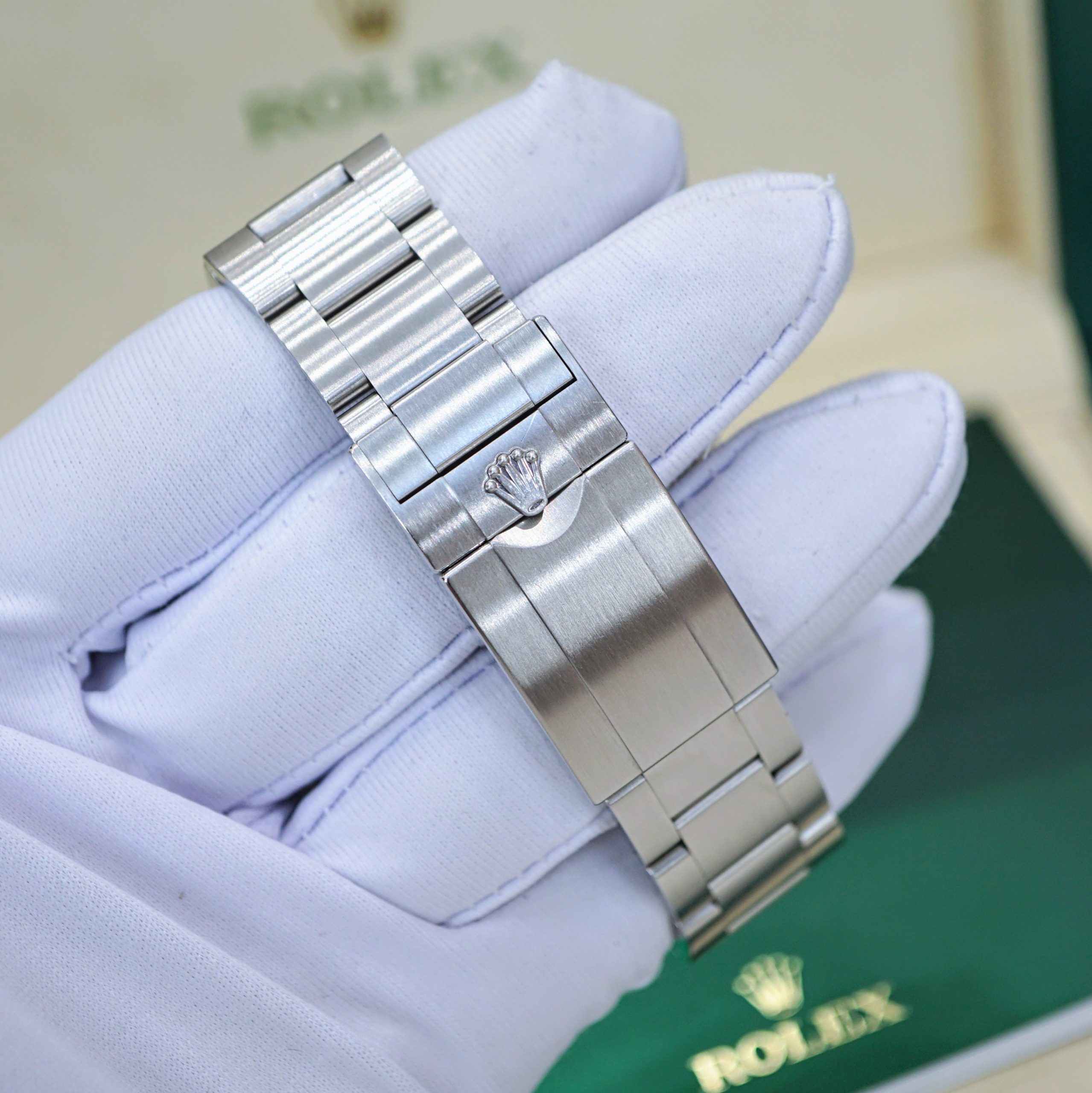 Đồng hồ Rolex Explorer II 226570 Black Cũ Đồng hồ Rolex Explorer II 226570 Black Cũ