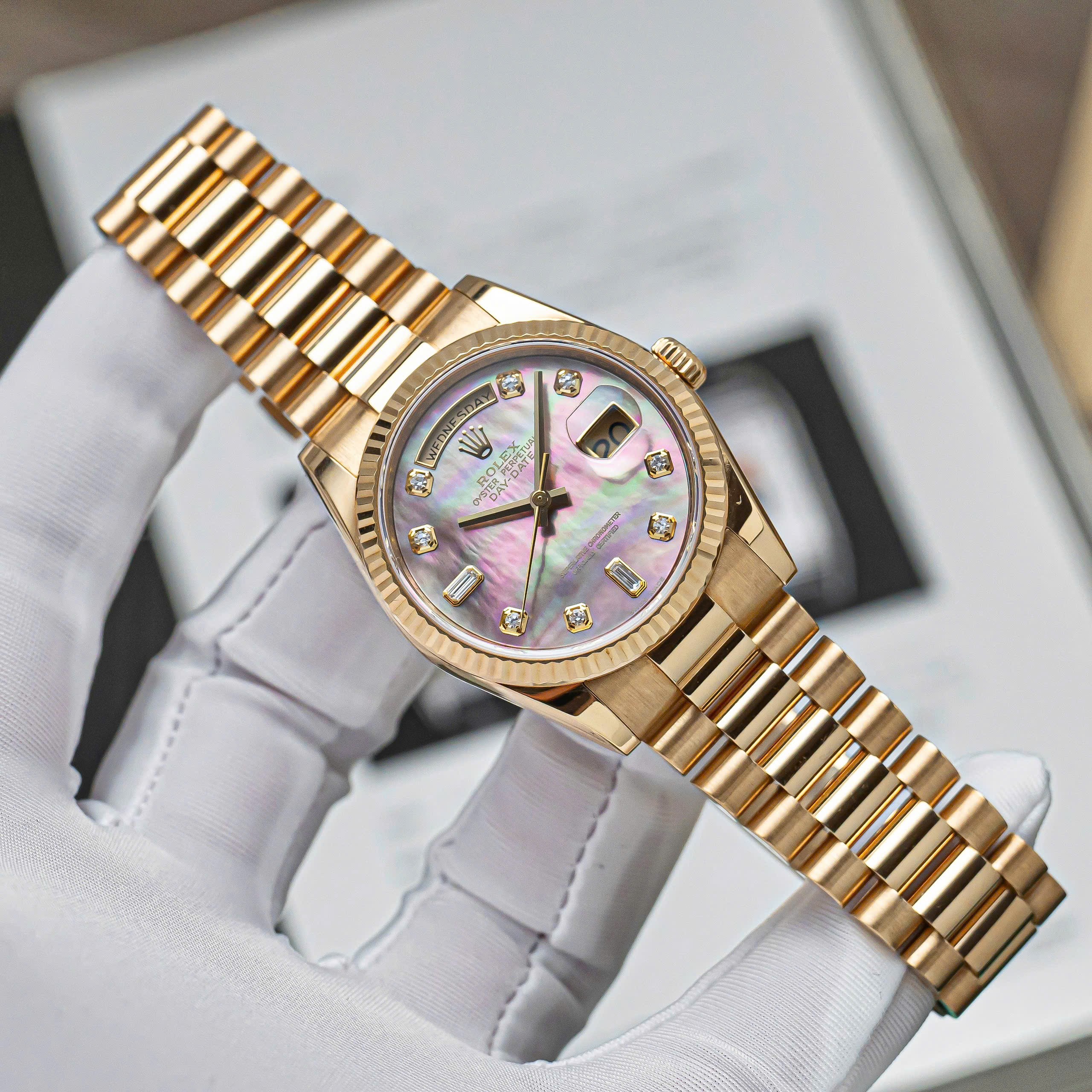 Rolex Day-Date 118238 MOP Tím Rolex Day-Date 118238 MOP Tím