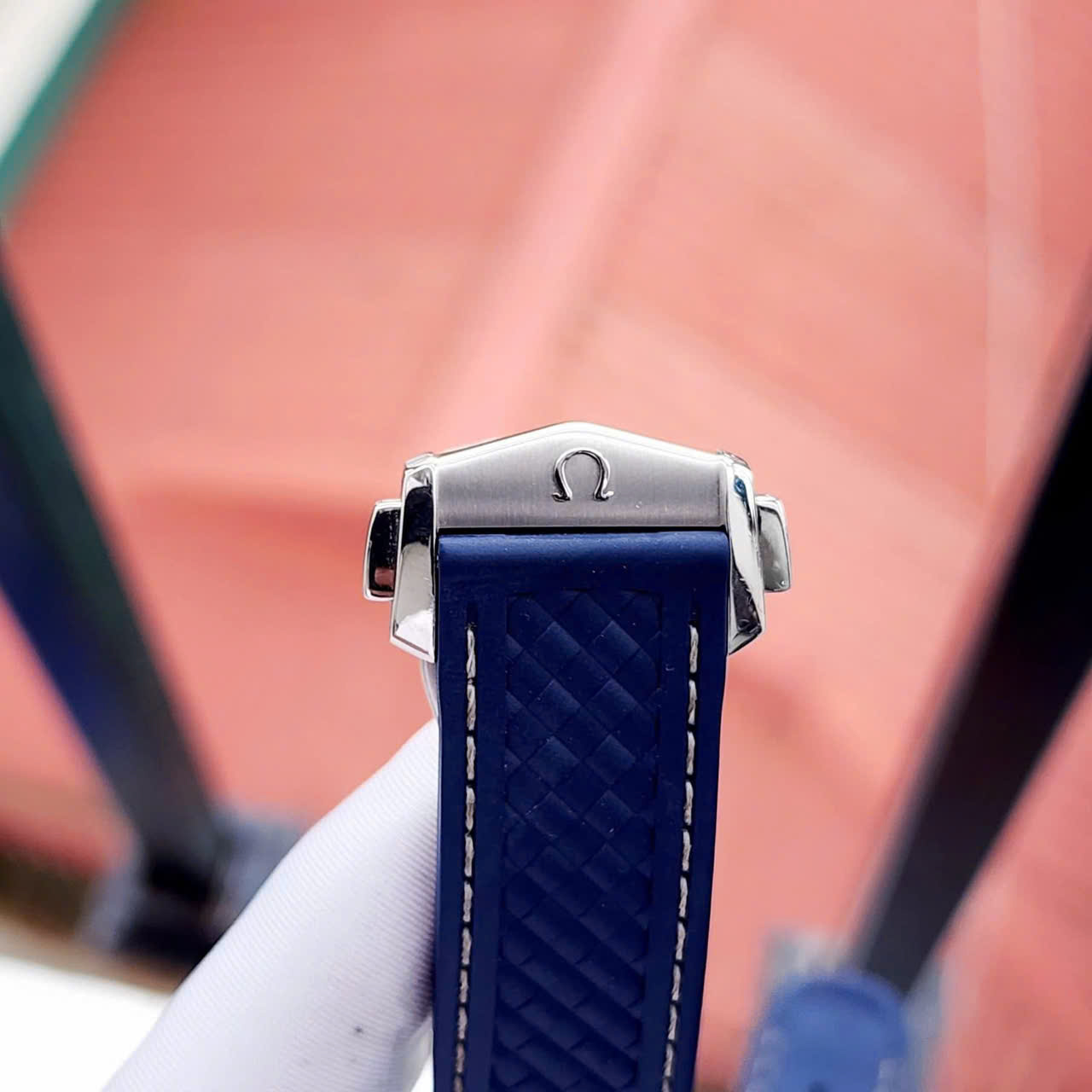 Đồng hồ Omega Seamaster Aqua Terra 220.12.41.21.03.001 Cũ Đồng hồ Omega Seamaster Aqua Terra 220.12.41.21.03.001 Cũ