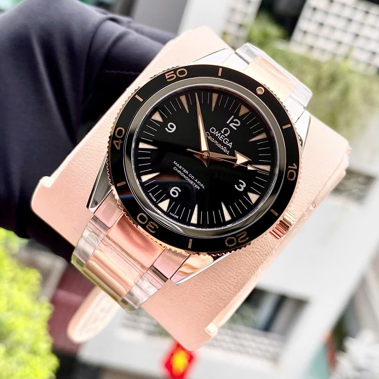 Đồng hồ Omega Seamaster 300 Master 233.20.41.21.01.001 Đồng hồ Omega Seamaster 300 Master 233.20.41.21.01.001