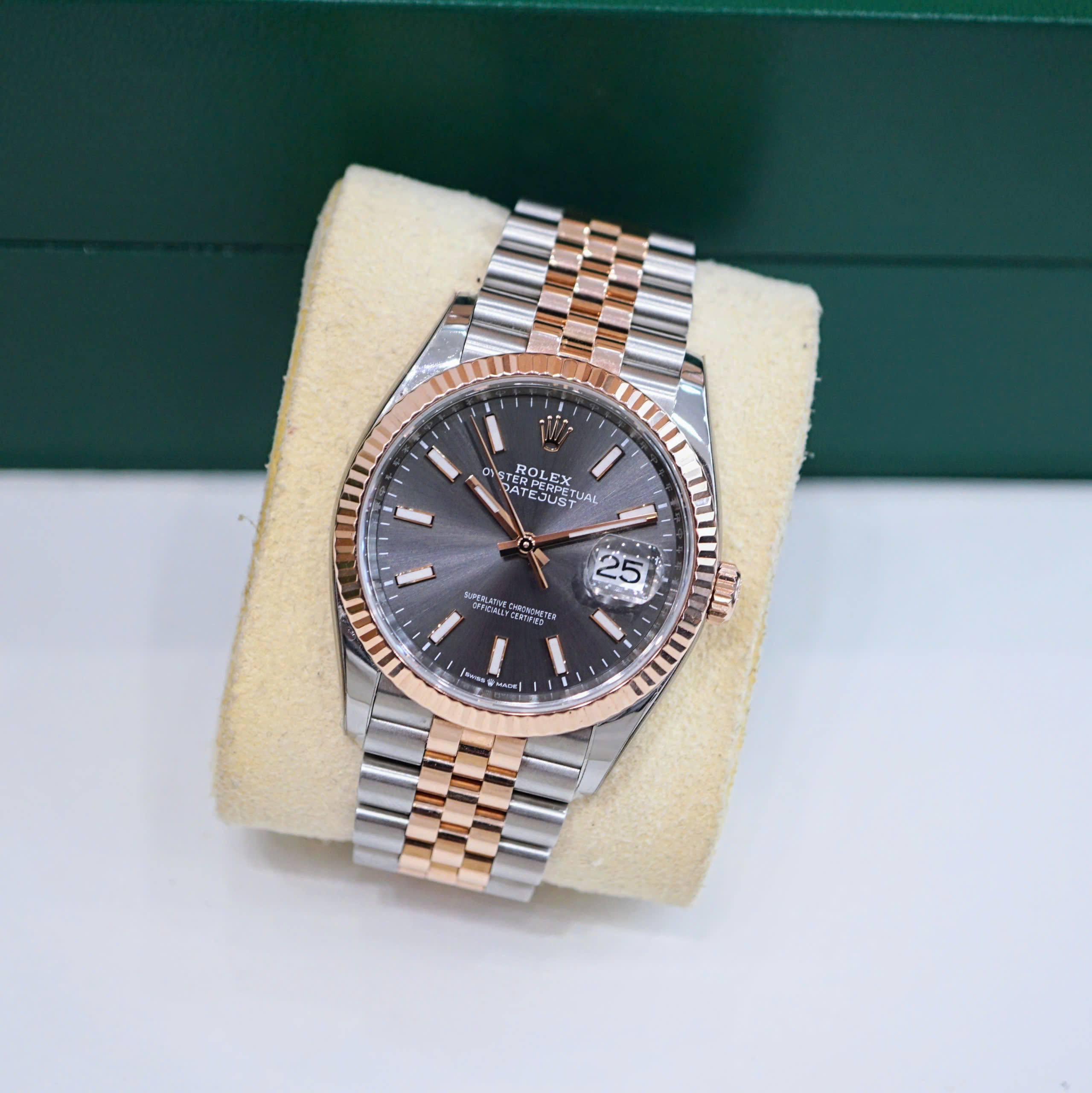 Đồng hồ Rolex Datejust 126231 Rhodium Cũ Đồng hồ Rolex Datejust 126231 Rhodium Cũ