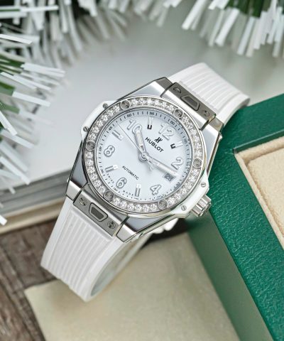 Đồng hồ Hub BigBang Diamonds 485.SE.2010.RW.1204 Cũ
