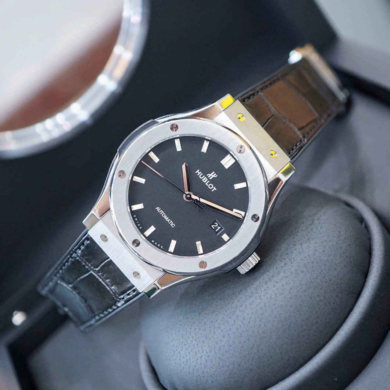 Đồng Hồ Hublot Classic Fusion 42mm 542.NX.1171.RX CũĐồng Hồ Hublot Classic Fusion 42mm 542.NX.1171.RX Cũ Đồng Hồ Hublot Classic Fusion 42mm 542.NX.1171.RX Cũ