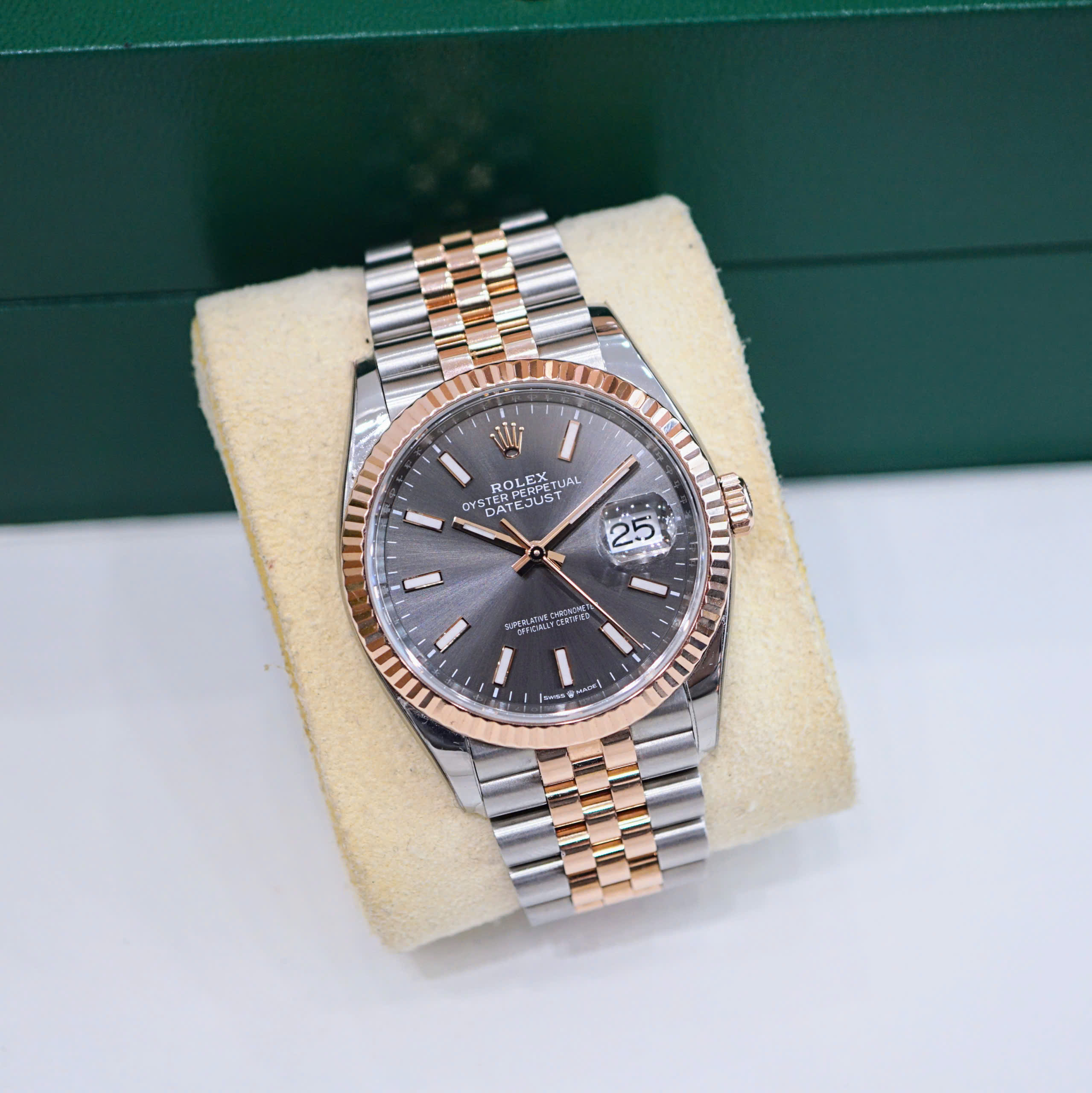 Đồng hồ Rolex Datejust 126231 Rhodium Cũ Đồng hồ Rolex Datejust 126231 Rhodium Cũ