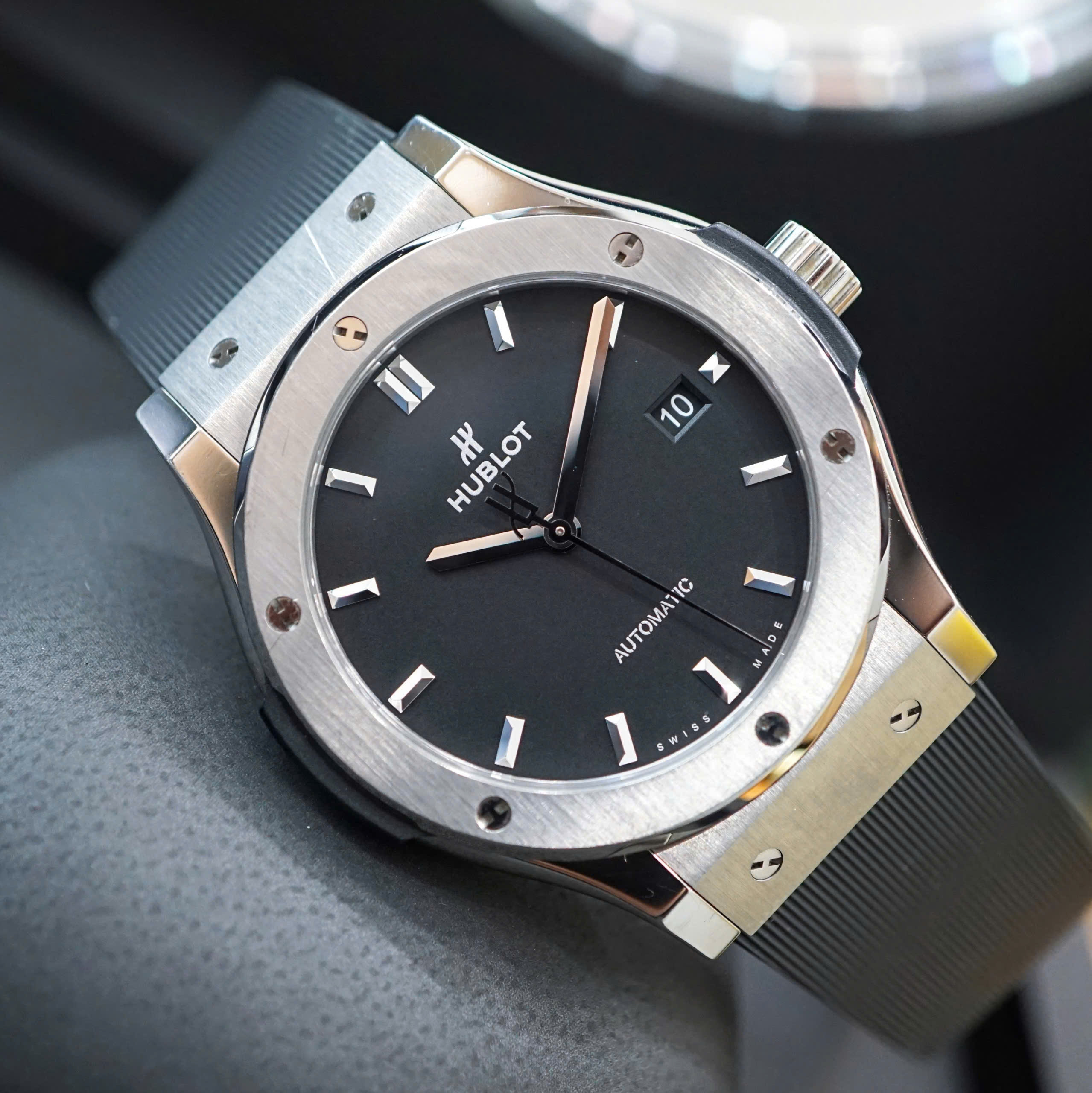 Đồng hồ Hublot Classic Fusion Titanium 542.NX.1171.LR Cũ Đồng hồ Hublot Classic Fusion Titanium 542.NX.1171.LR Cũ