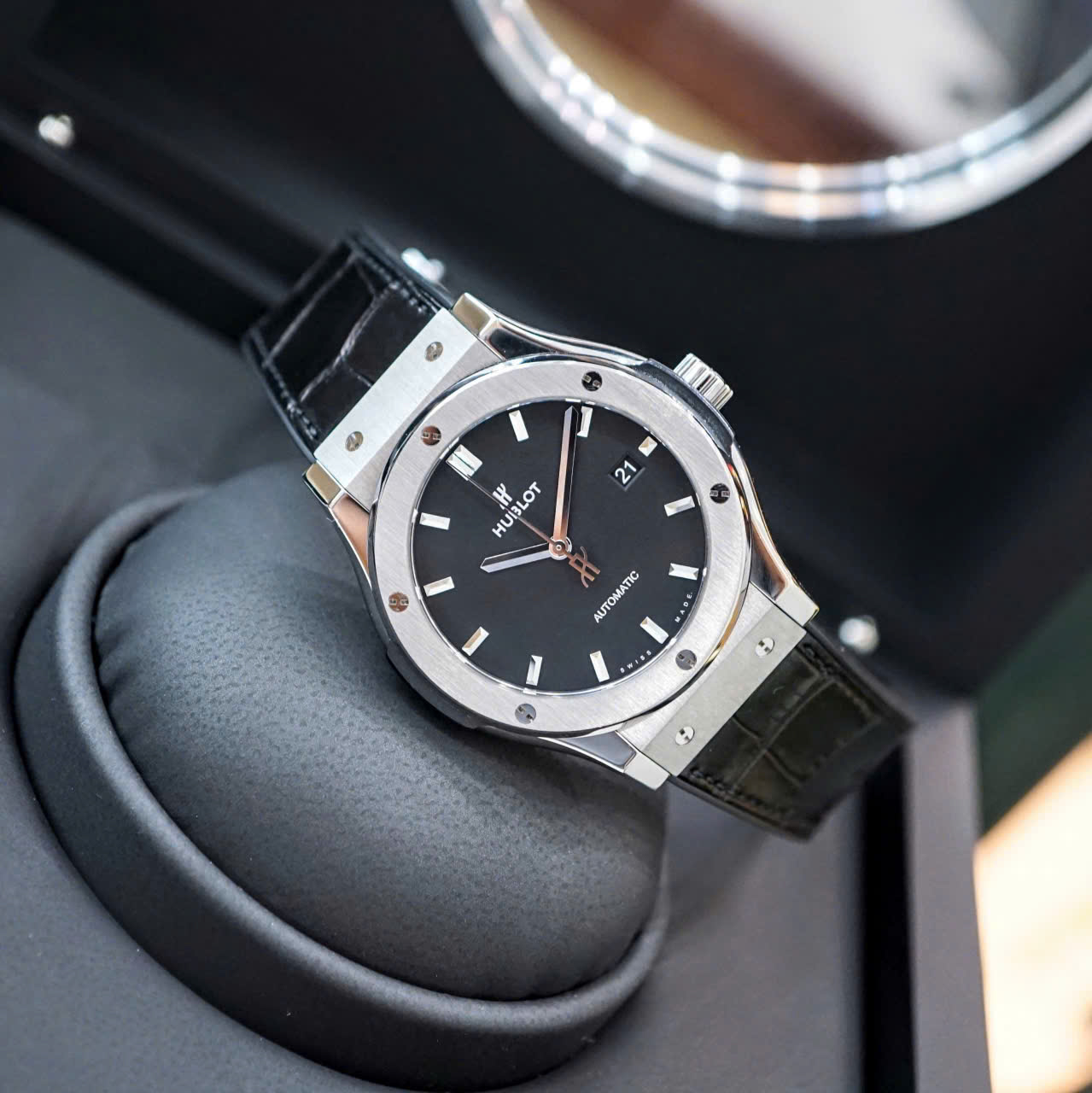 Đồng Hồ Hublot Classic Fusion 42mm 542.NX.1171.RX Cũ Đồng Hồ Hublot Classic Fusion 42mm 542.NX.1171.RX Cũ