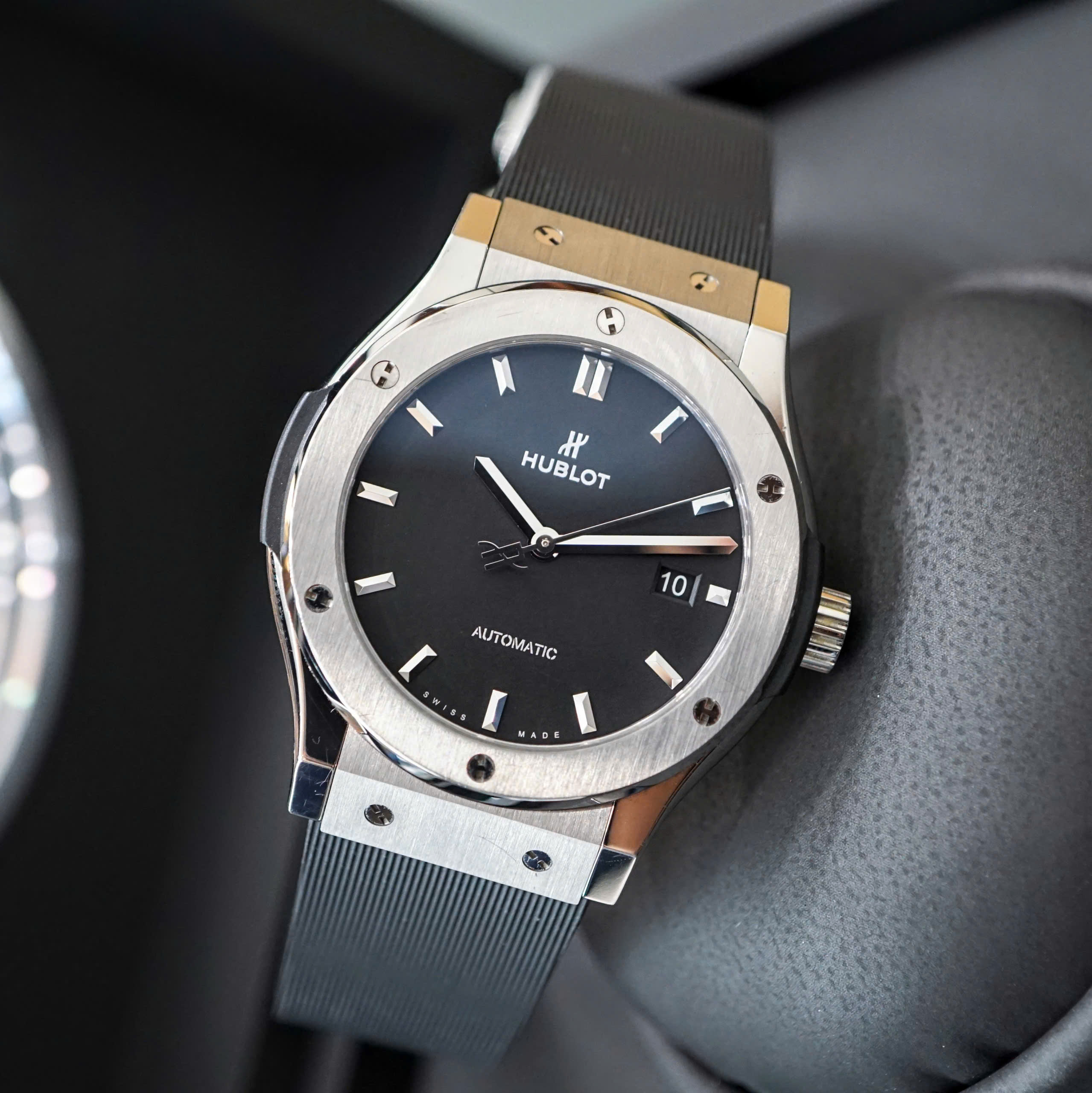 Đồng hồ Hublot Classic Fusion Titanium 542.NX.1171.LR Cũ Đồng hồ Hublot Classic Fusion Titanium 542.NX.1171.LR Cũ