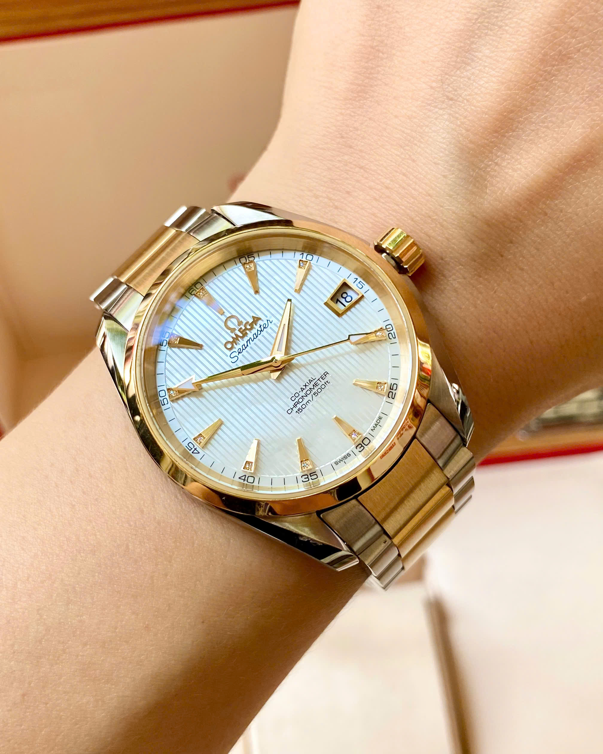 Đồng hồ Omega Seamaster Aqua Terra 231.20.39.21.55.002 Cũ Đồng hồ Omega Seamaster Aqua Terra 231.20.39.21.55.002 Cũ