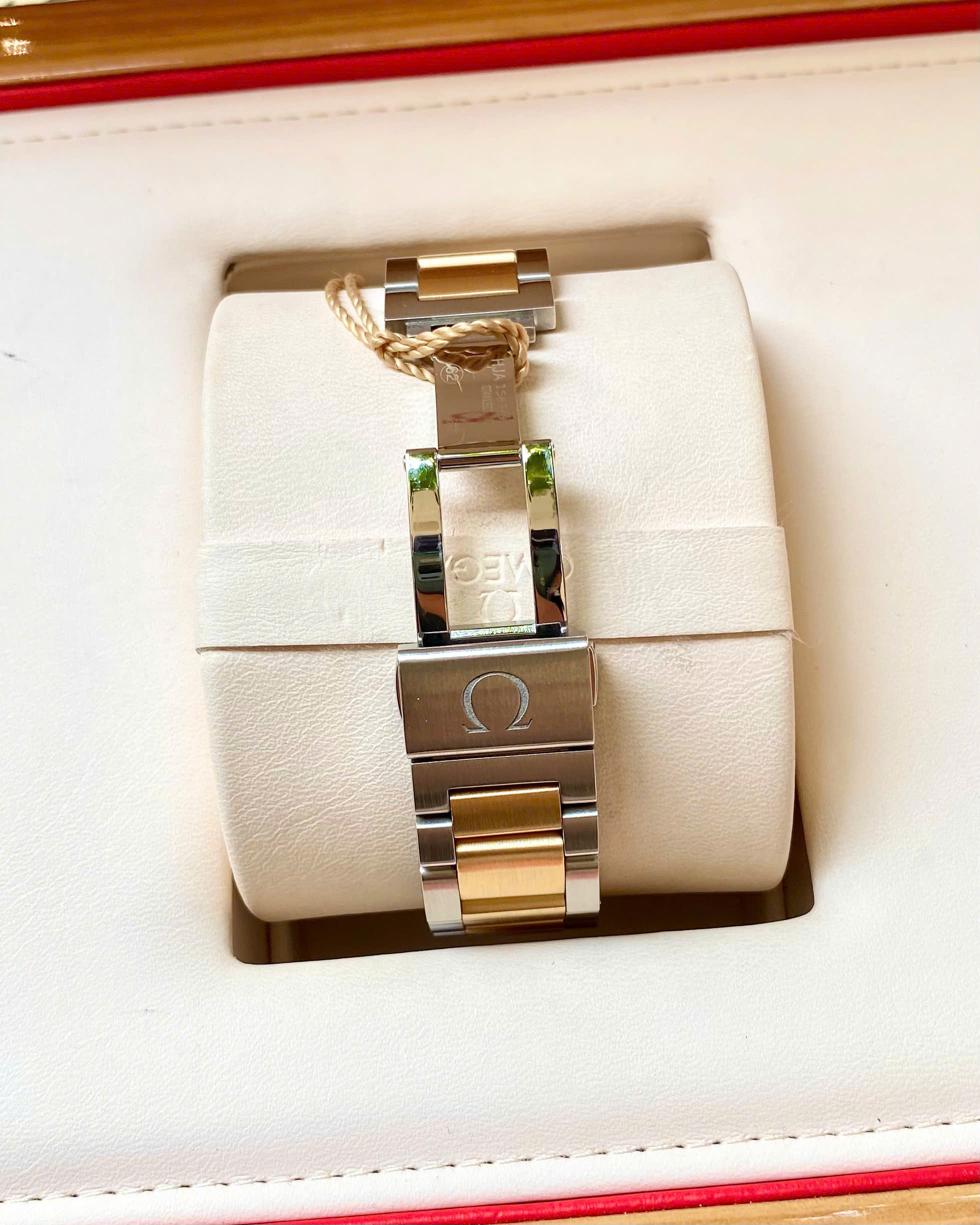 Đồng hồ Omega Seamaster Aqua Terra 231.20.39.21.55.002 Cũ Đồng hồ Omega Seamaster Aqua Terra 231.20.39.21.55.002 Cũ
