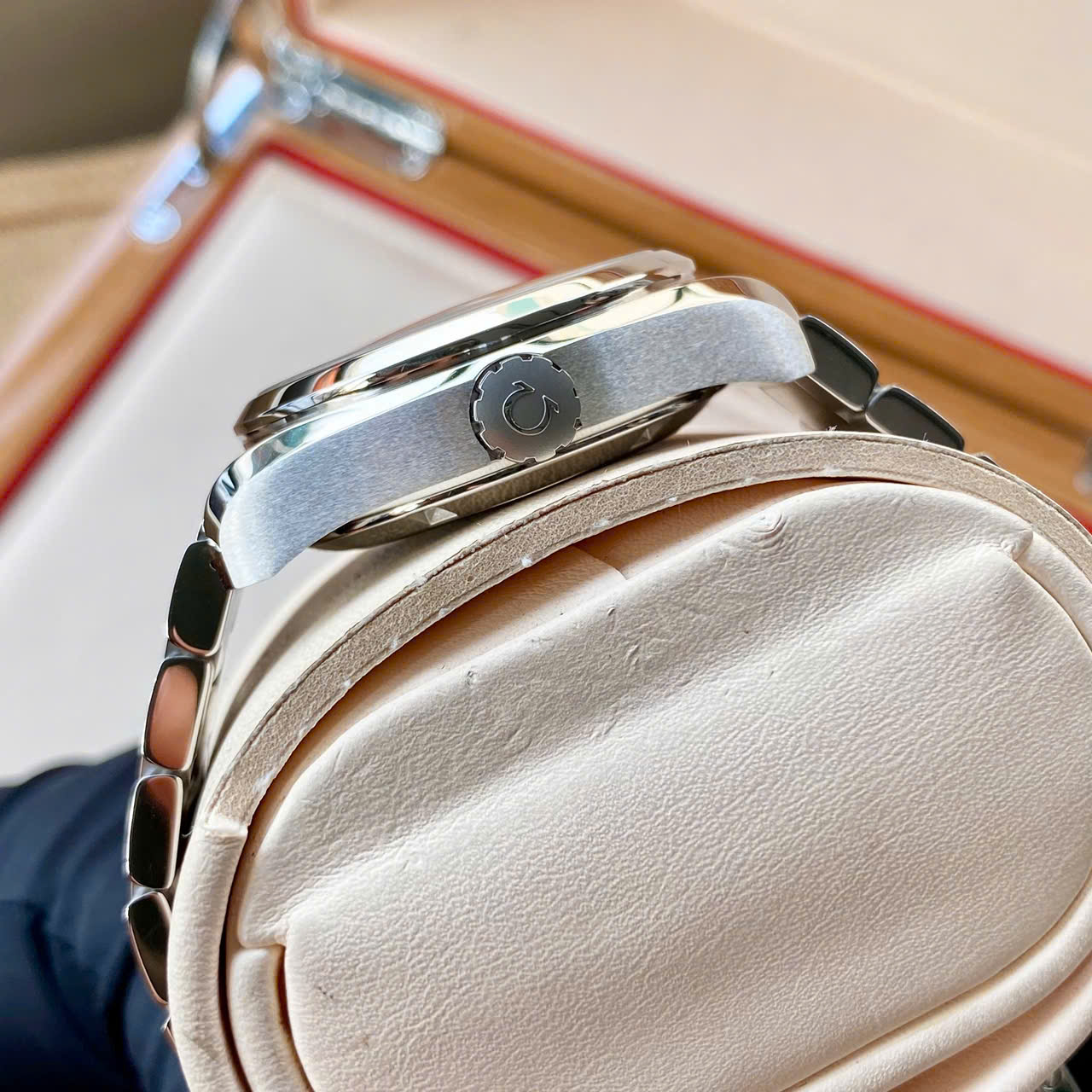 Đồng hồ Omega Seamaster Aqua Terra 231.10.39.22.02.001 Cũ Đồng hồ Omega Seamaster Aqua Terra 231.10.39.22.02.001 Cũ