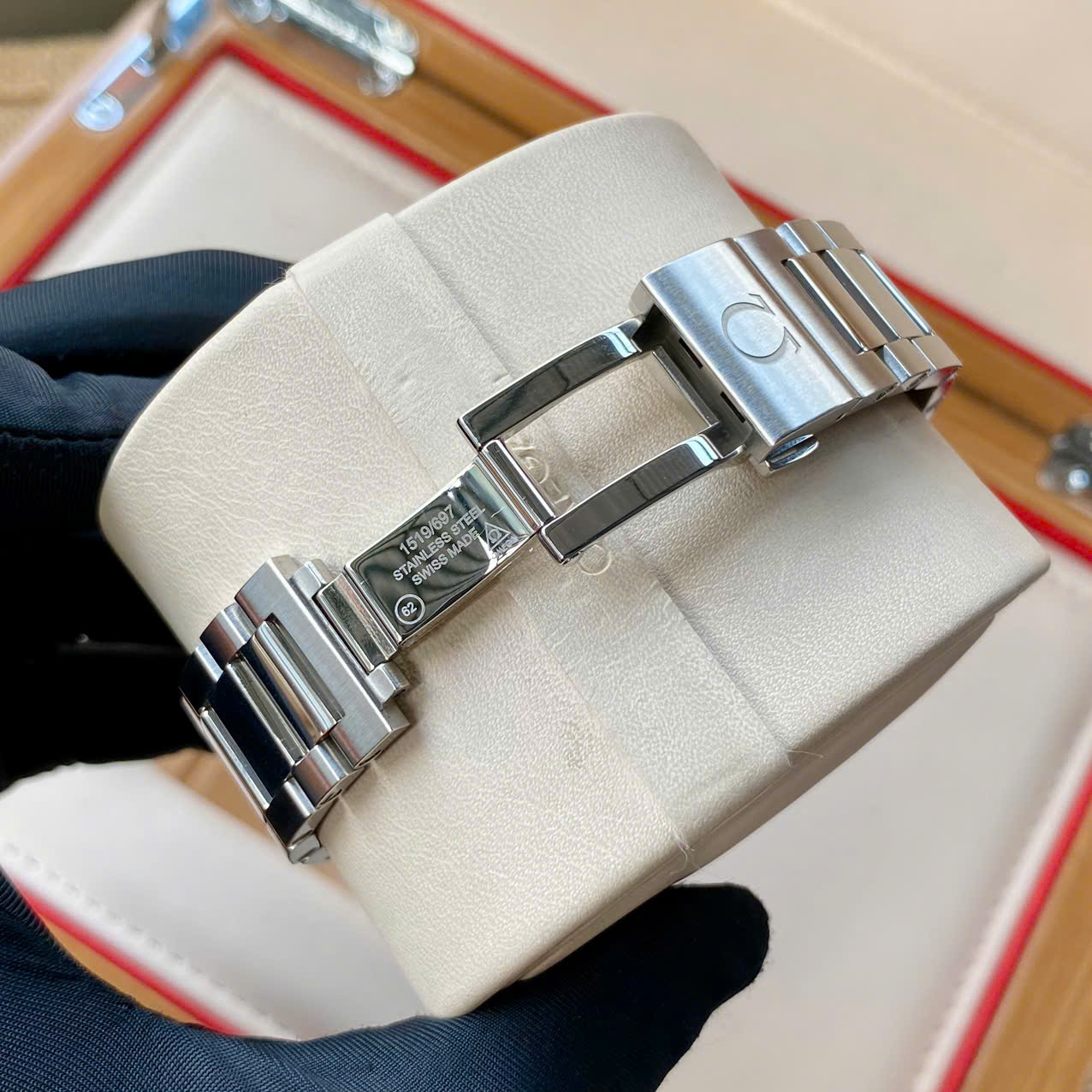 Đồng hồ Omega Seamaster Aqua Terra 231.10.39.22.02.001 Cũ Đồng hồ Omega Seamaster Aqua Terra 231.10.39.22.02.001 Cũ