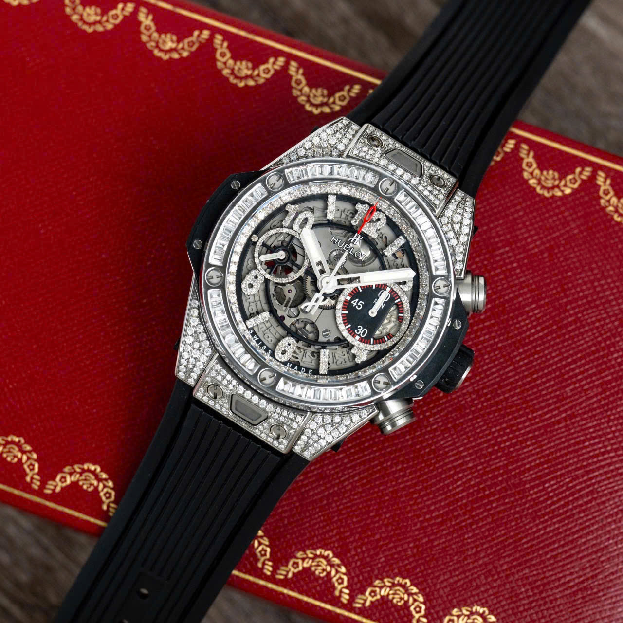 Đồng Hồ Hublot Big Bang Unico 42 411.NX.1170.RX.1704 Cũ Đồng Hồ Hublot Big Bang Unico 42 411.NX.1170.RX.1704 Cũ
