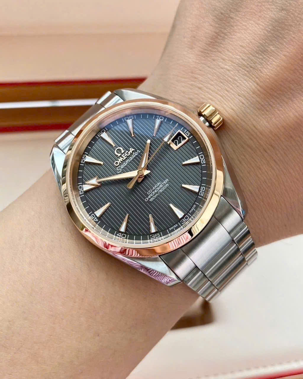 Đồng hồ Omega Seamaster Aqua Terra 231.20.39.21.06.003 Cũ Đồng hồ Omega Seamaster Aqua Terra 231.20.39.21.06.003 Cũ